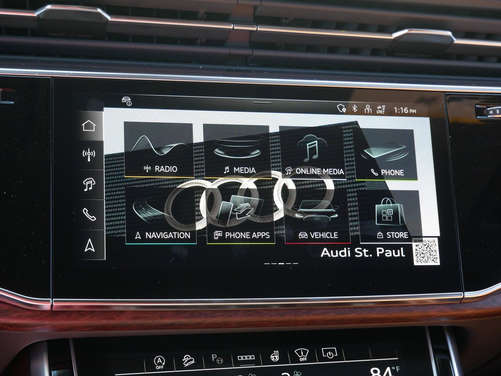 Thumbnail: 2026 Audi Q8 - 21