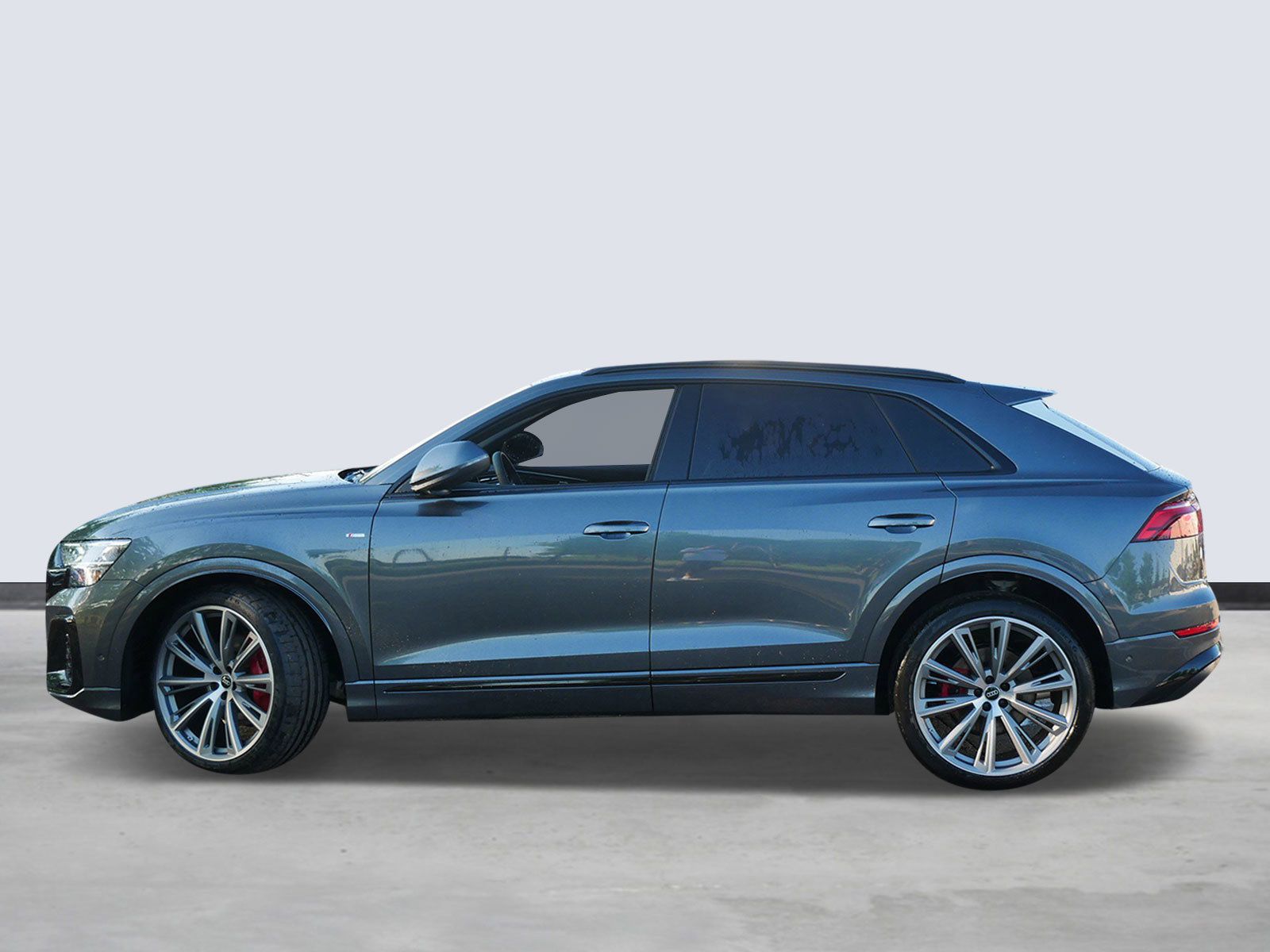 Thumbnail: 2026 Audi Q8 - 2