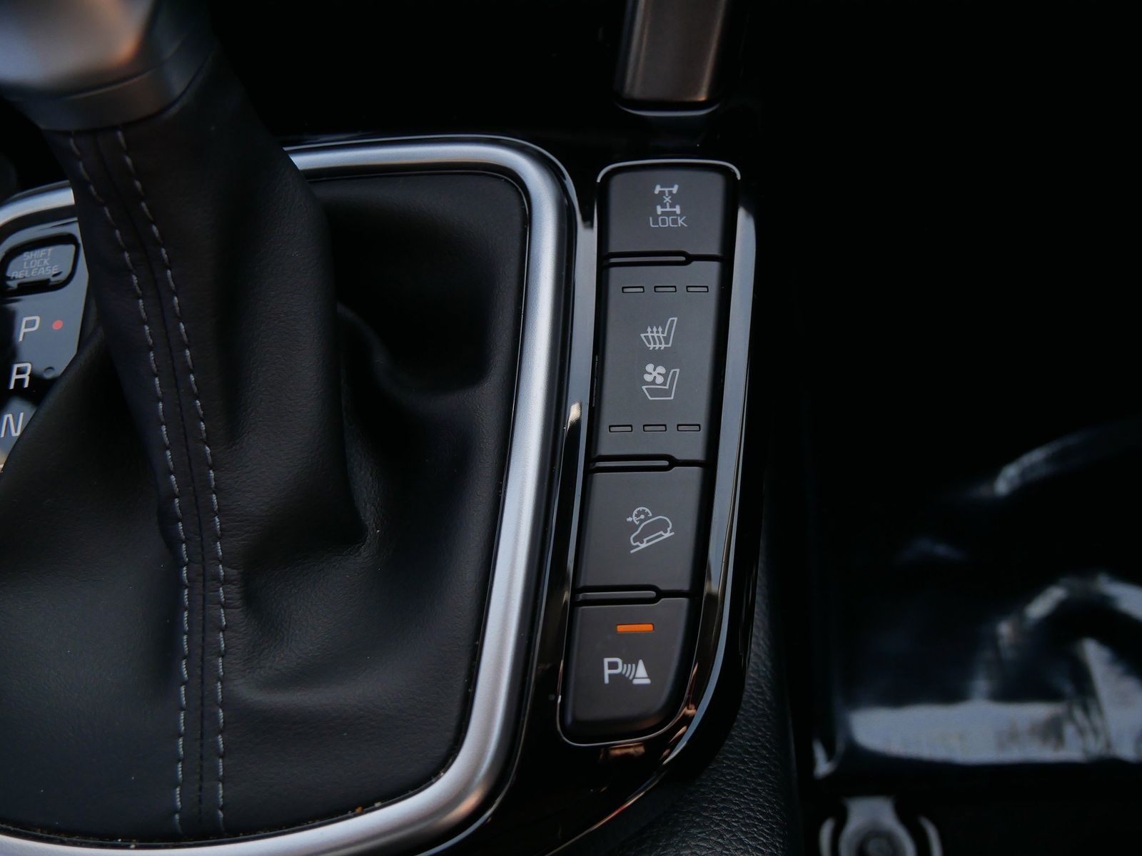 Thumbnail: 2025 Kia Seltos - 19