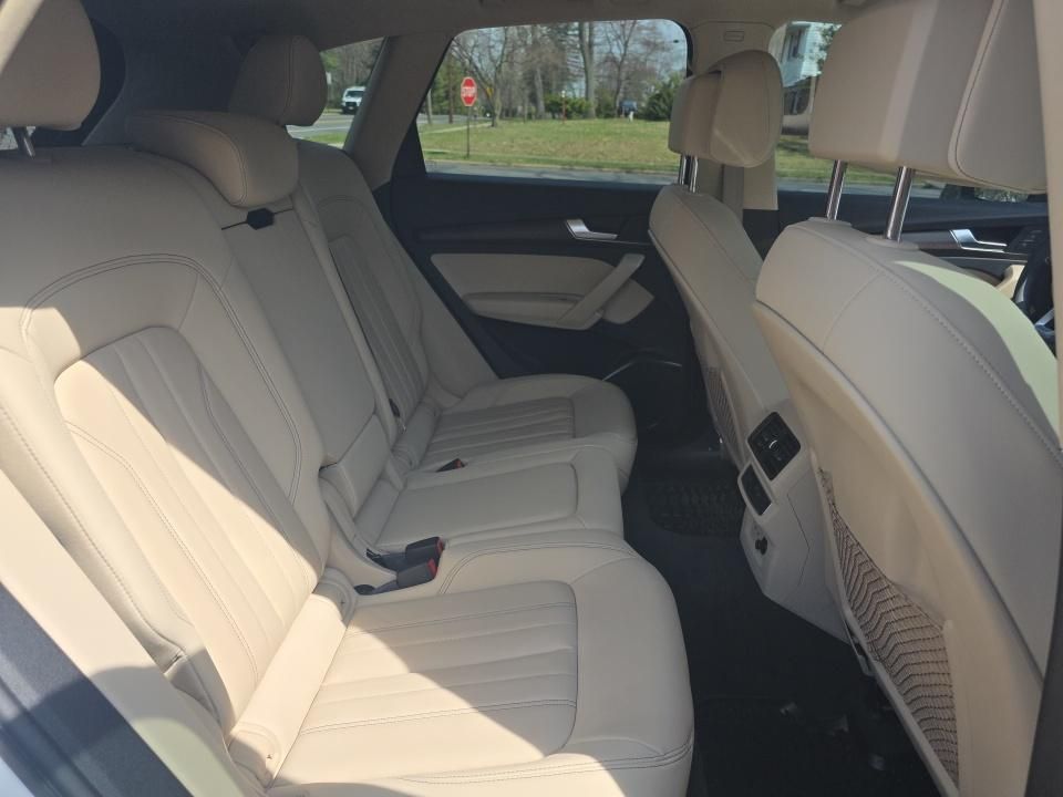 Thumbnail: 2023 Audi Q5 - 5