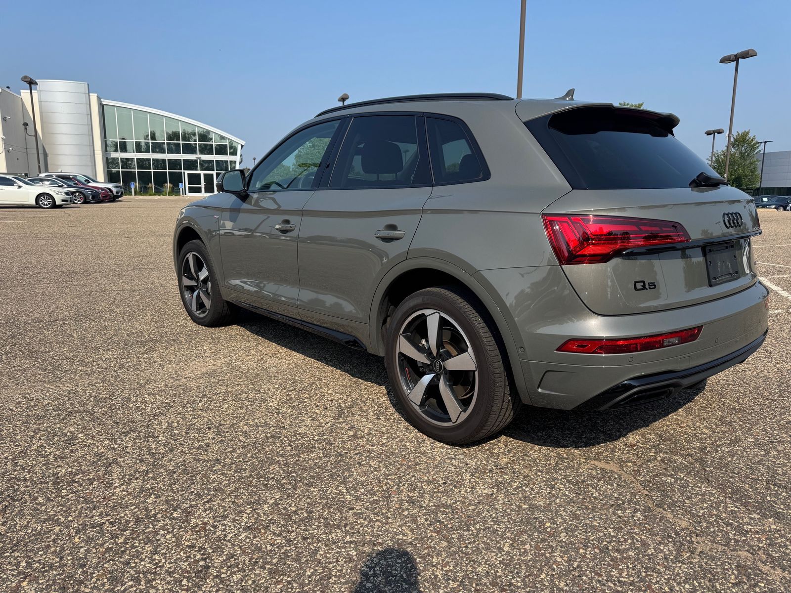 Thumbnail: 2023 Audi Q5 - 3