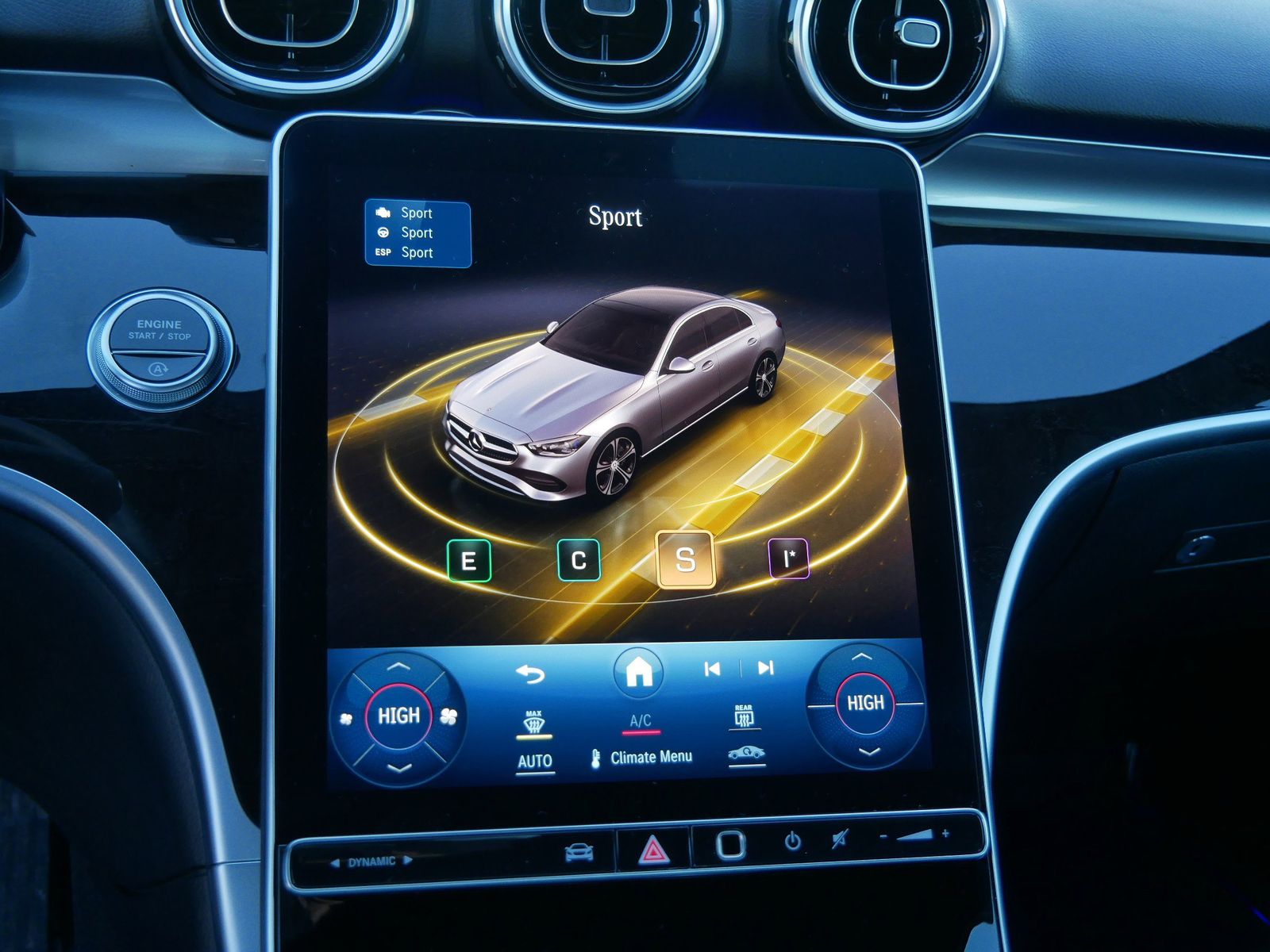 Thumbnail: 2022 Mercedes-Benz C-Class - 17