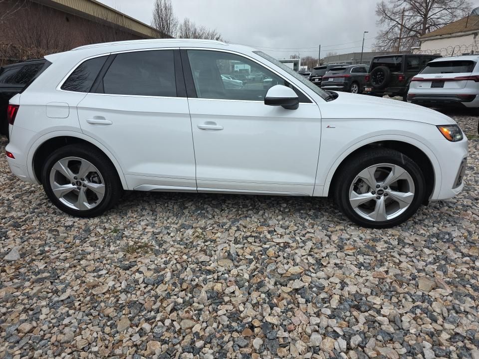 Thumbnail: 2023 Audi Q5 - 3