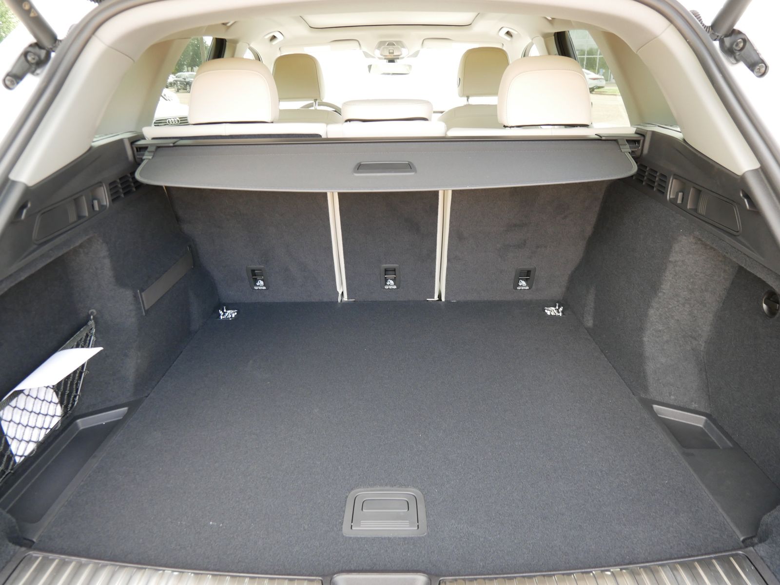 Thumbnail: 2025 Audi Q5 - 10