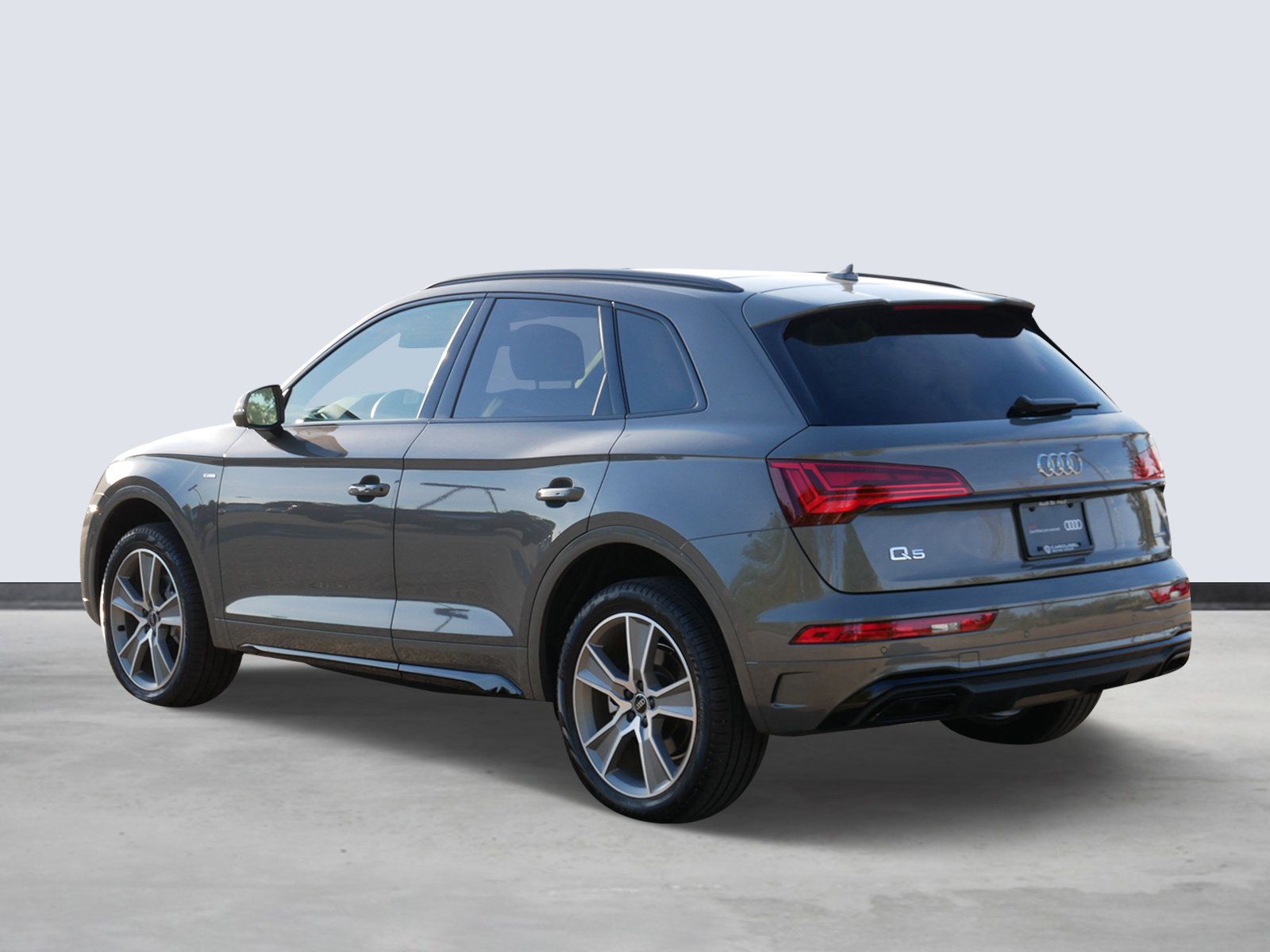 Thumbnail: 2025 Audi Q5 - 3
