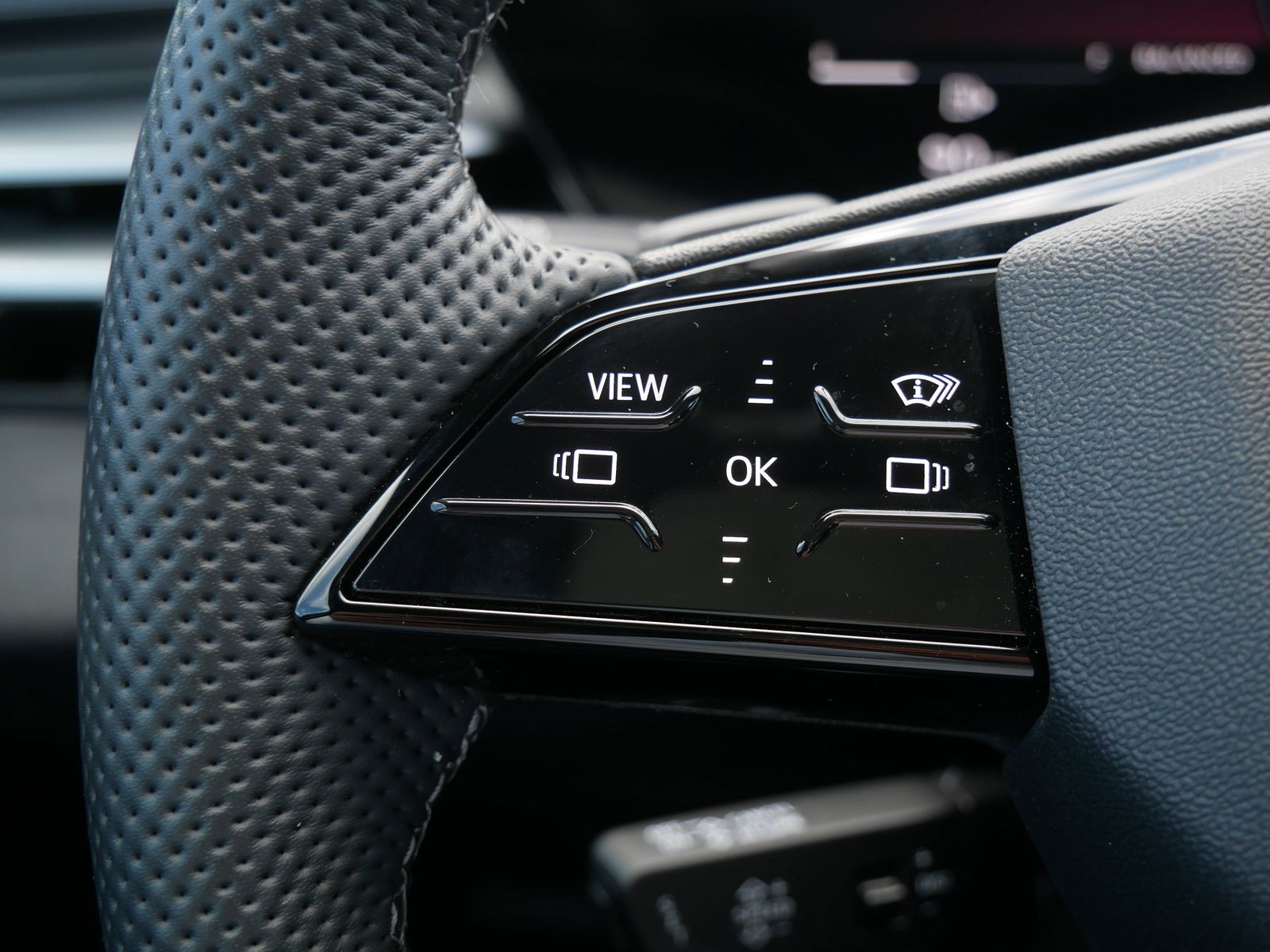 Thumbnail: 2025 Audi S5 - 25