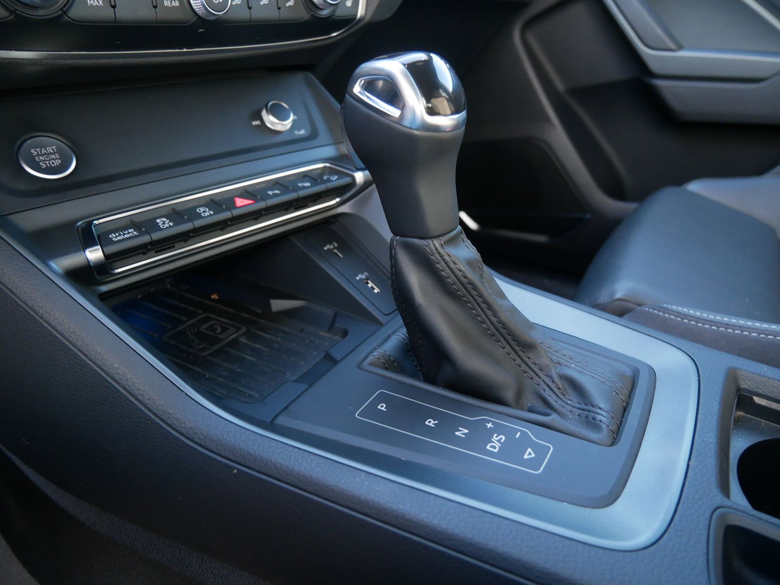 Thumbnail: 2019 Audi Q3 - 14