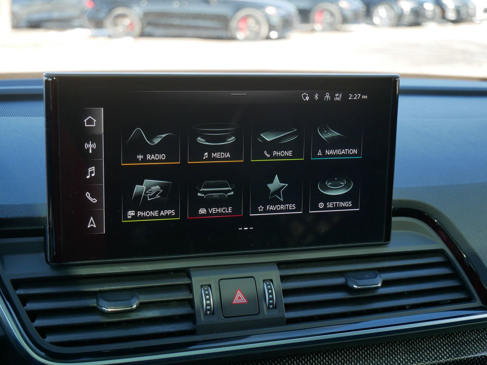 Thumbnail: 2023 Audi SQ5 - 21