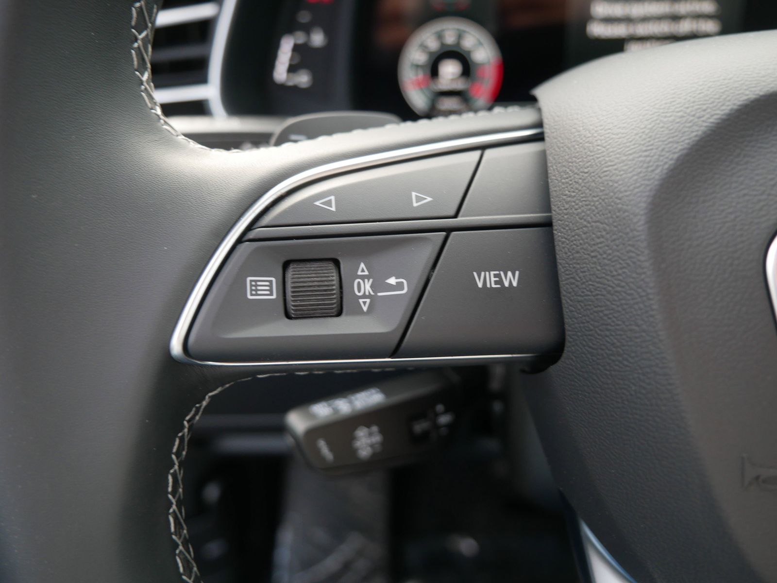 Thumbnail: 2026 Audi Q7 - 28