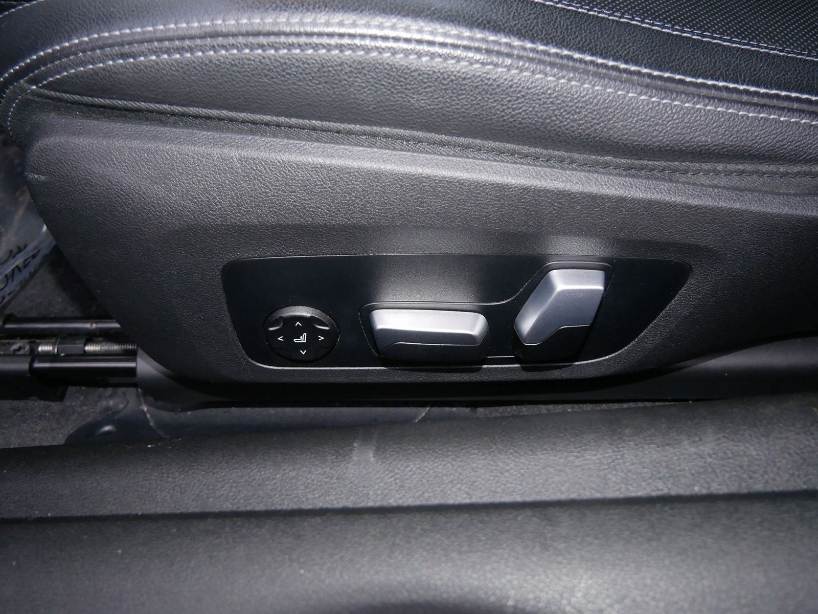 Thumbnail: 2021 BMW 4 Series - 16