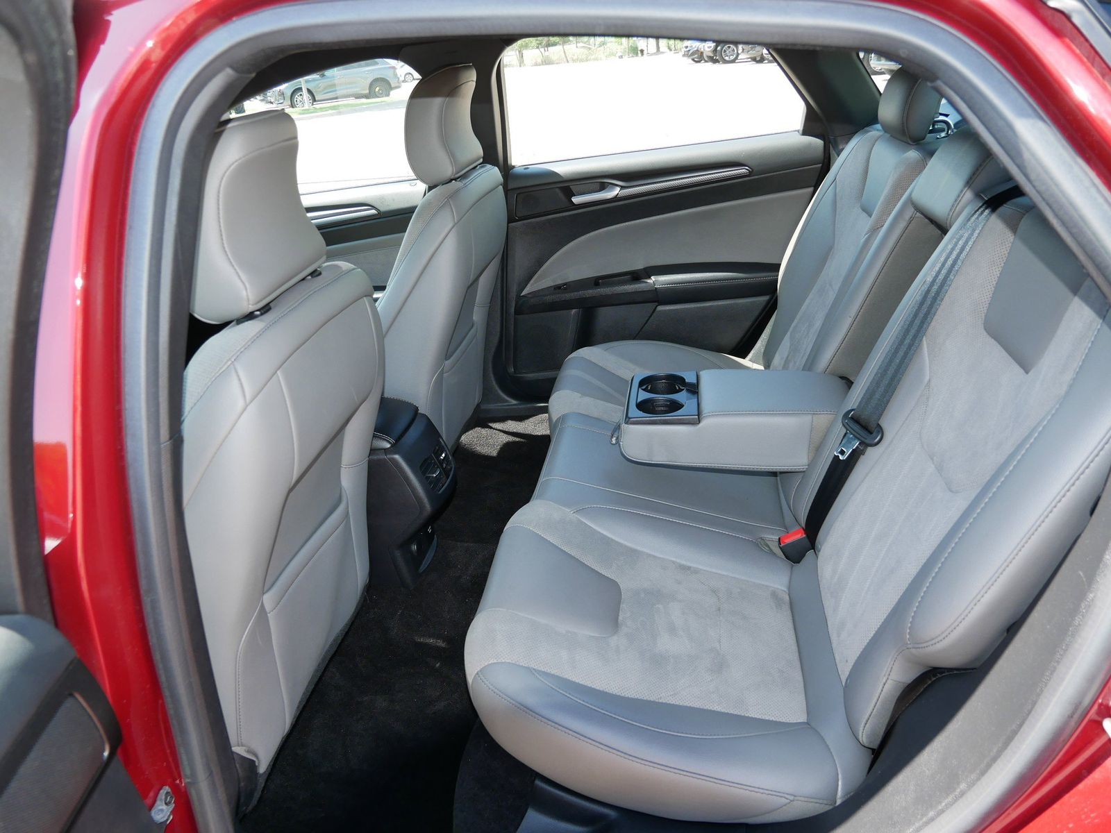 Thumbnail: 2017 Ford Fusion - 10