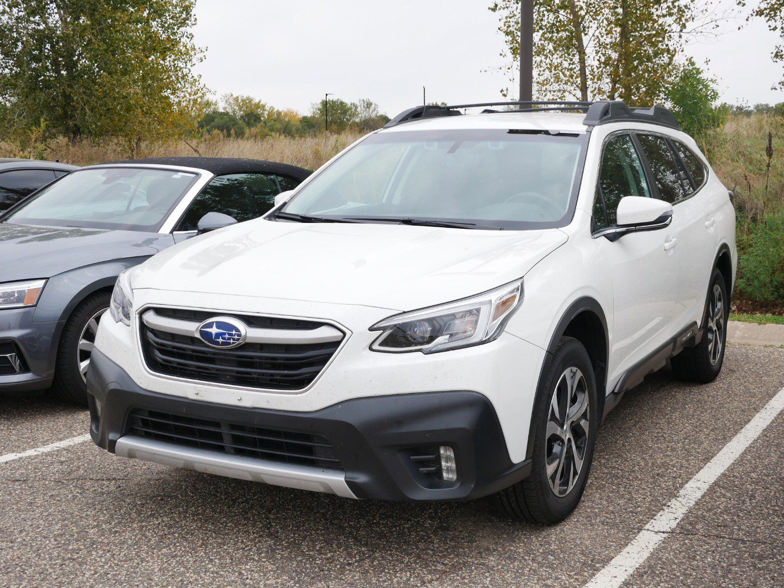 2020 Subaru Outback Limited -
                Saint Paul, MN