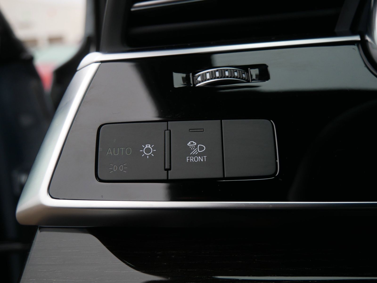 Thumbnail: 2025 Audi Q7 - 26