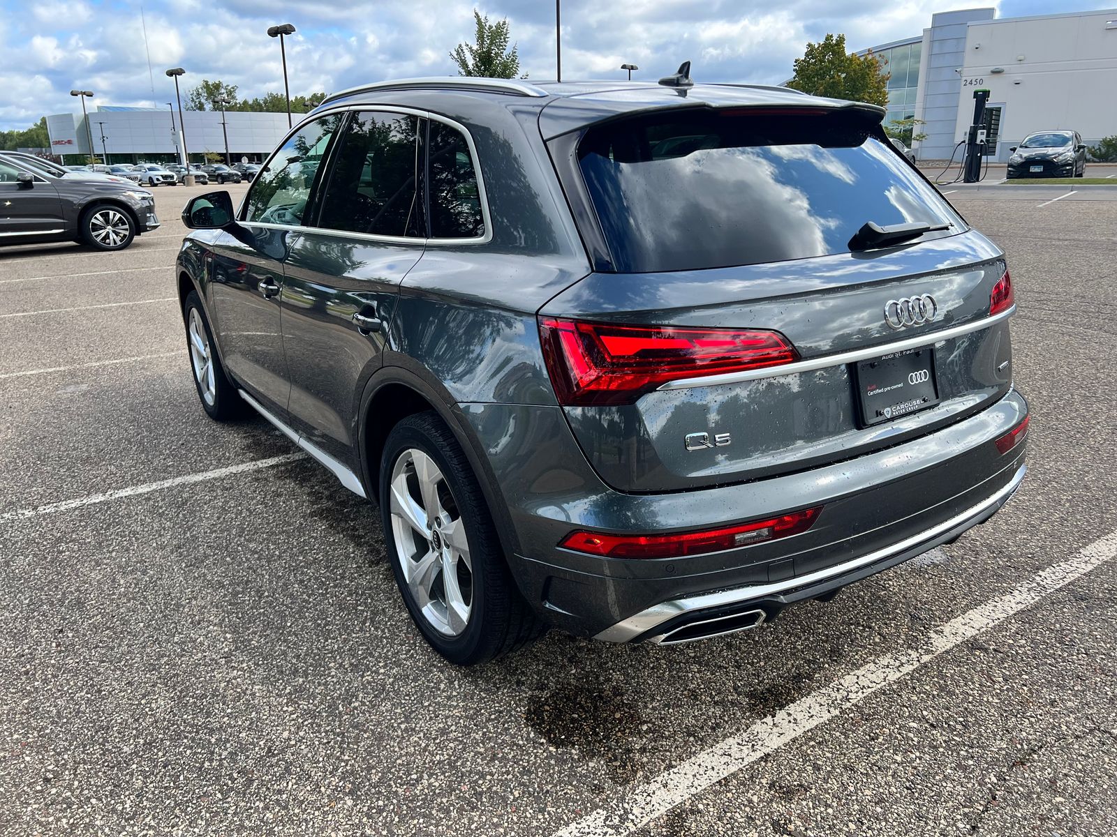 Thumbnail: 2023 Audi Q5 - 3