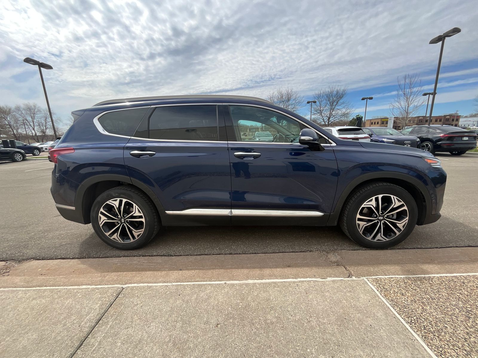 Thumbnail: 2019 Hyundai Santa Fe - 7