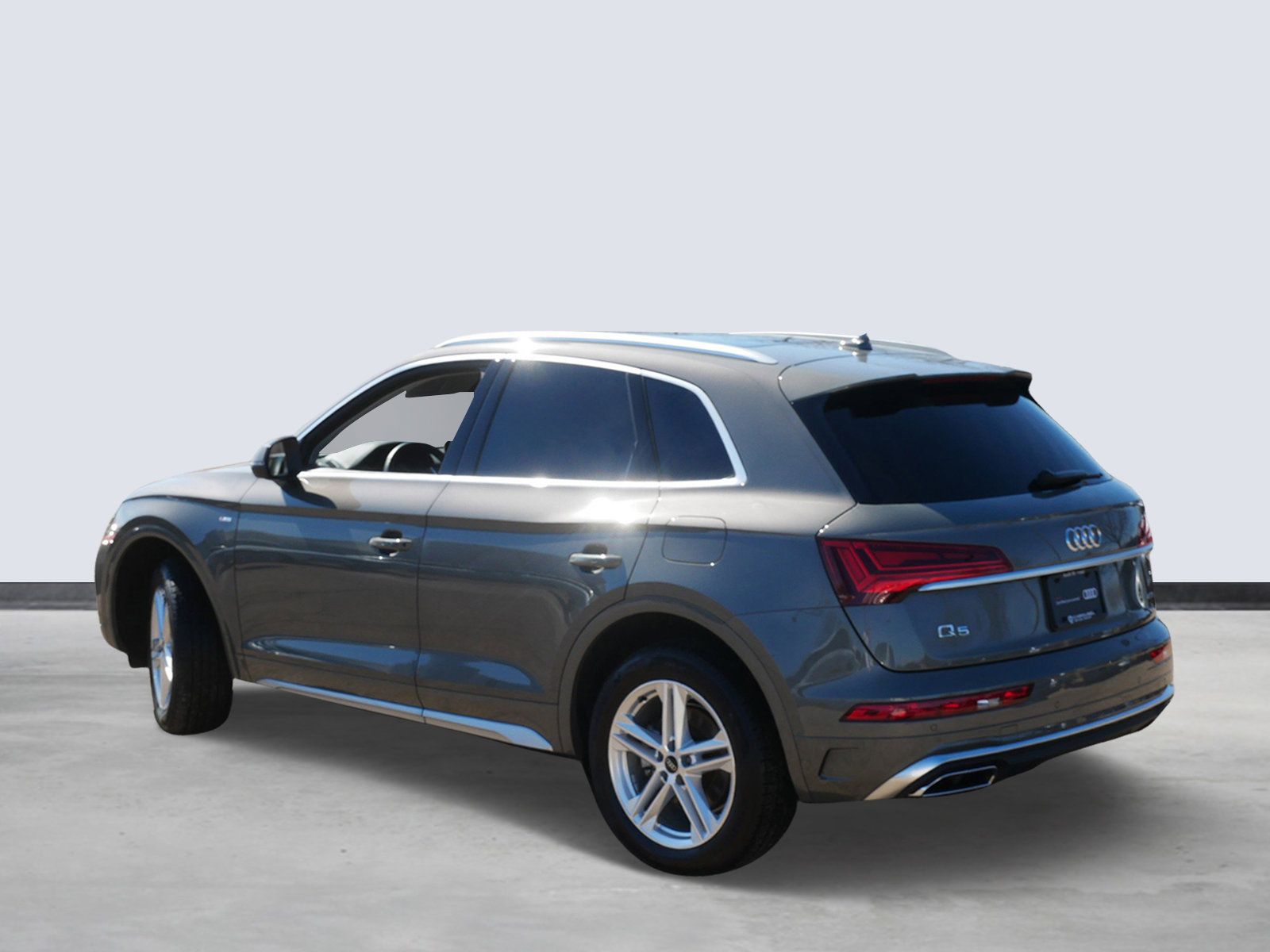 Thumbnail: 2025 Audi Q5 - 3