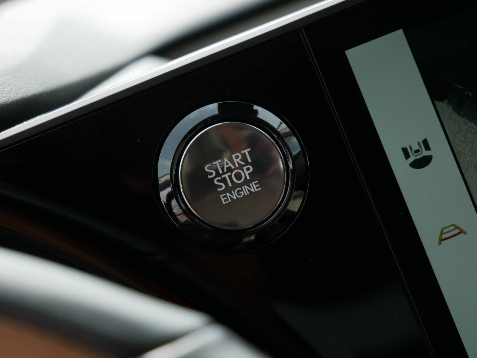 Thumbnail: 2024 Lexus RX - 15