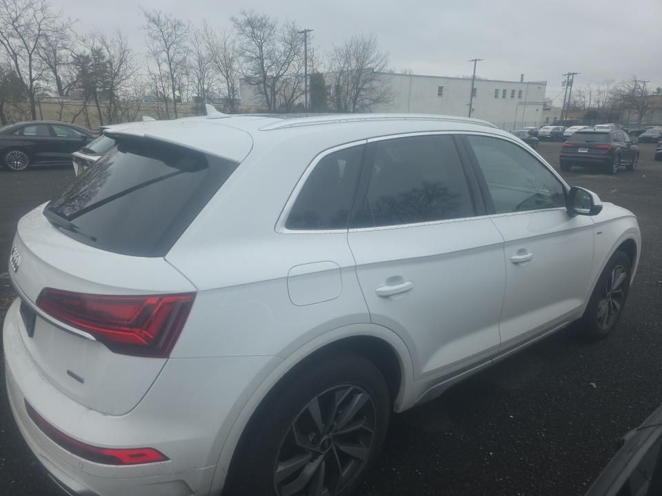 Thumbnail: 2023 Audi Q5 - 6