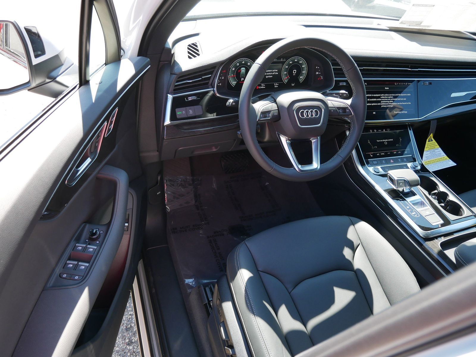 Thumbnail: 2026 Audi Q7 - 9