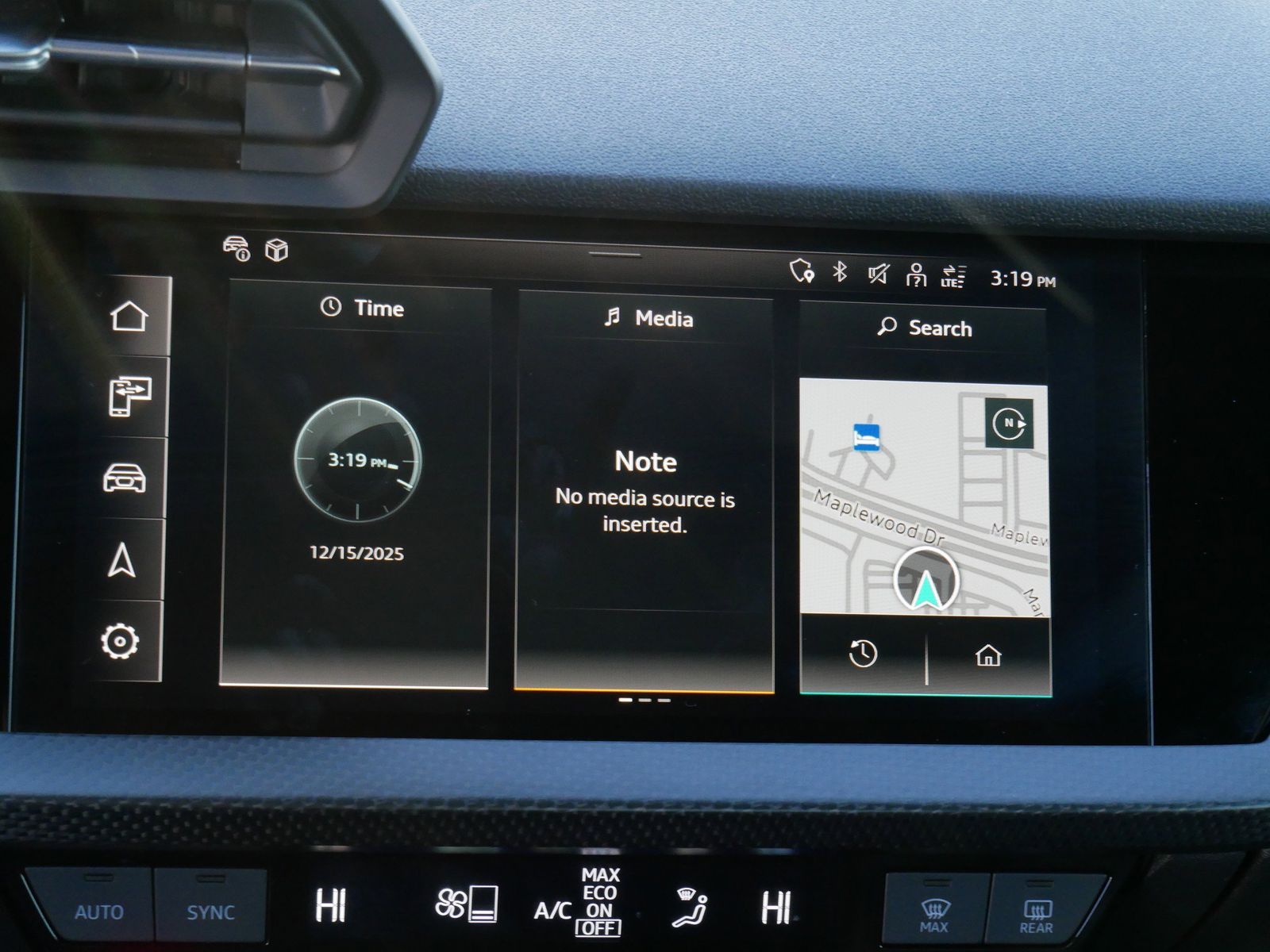 Thumbnail: 2024 Audi RS 3 - 24