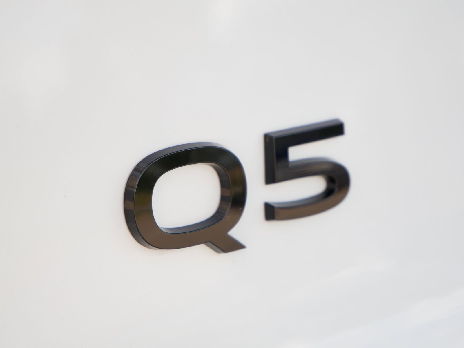 Thumbnail: 2025 Audi Q5 - 10