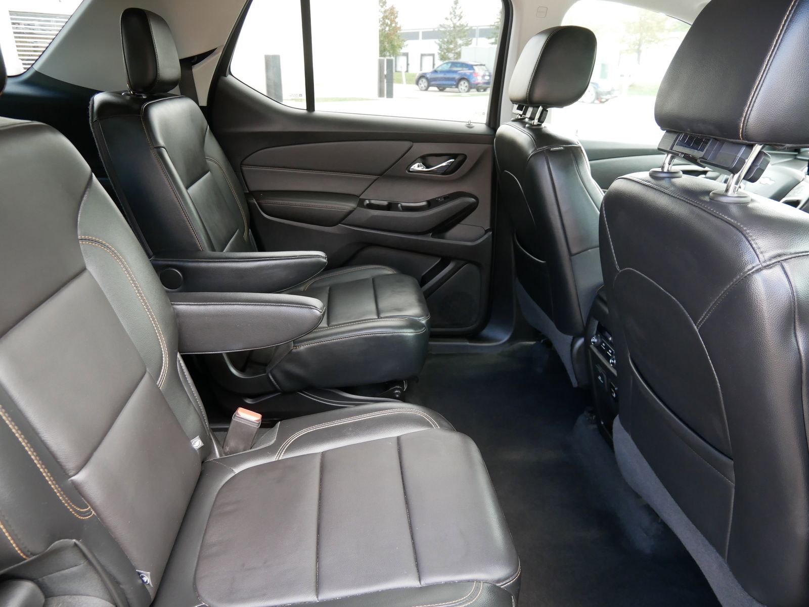 Thumbnail: 2018 Chevrolet Traverse - 11