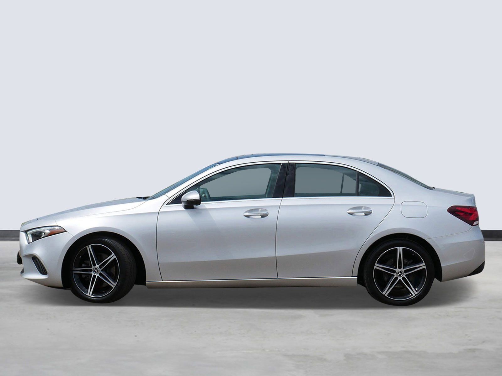 Thumbnail: 2020 Mercedes-Benz A-Class - 2