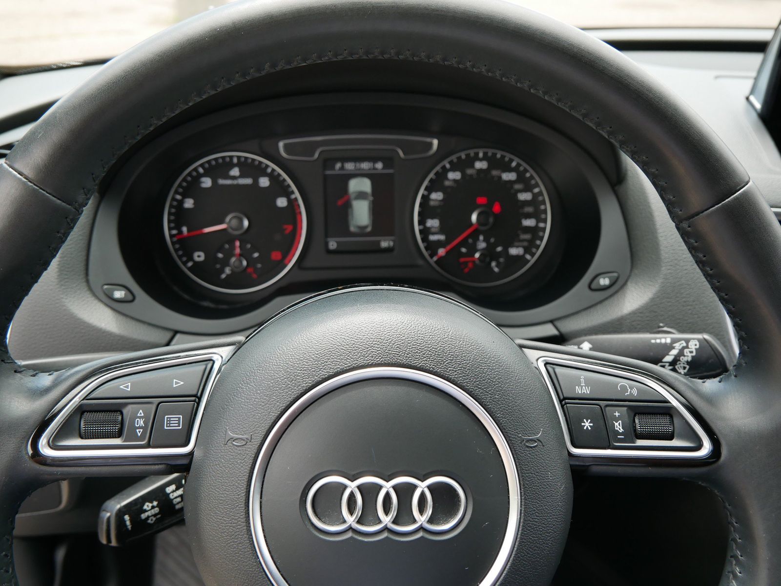 Thumbnail: 2018 Audi Q3 - 23