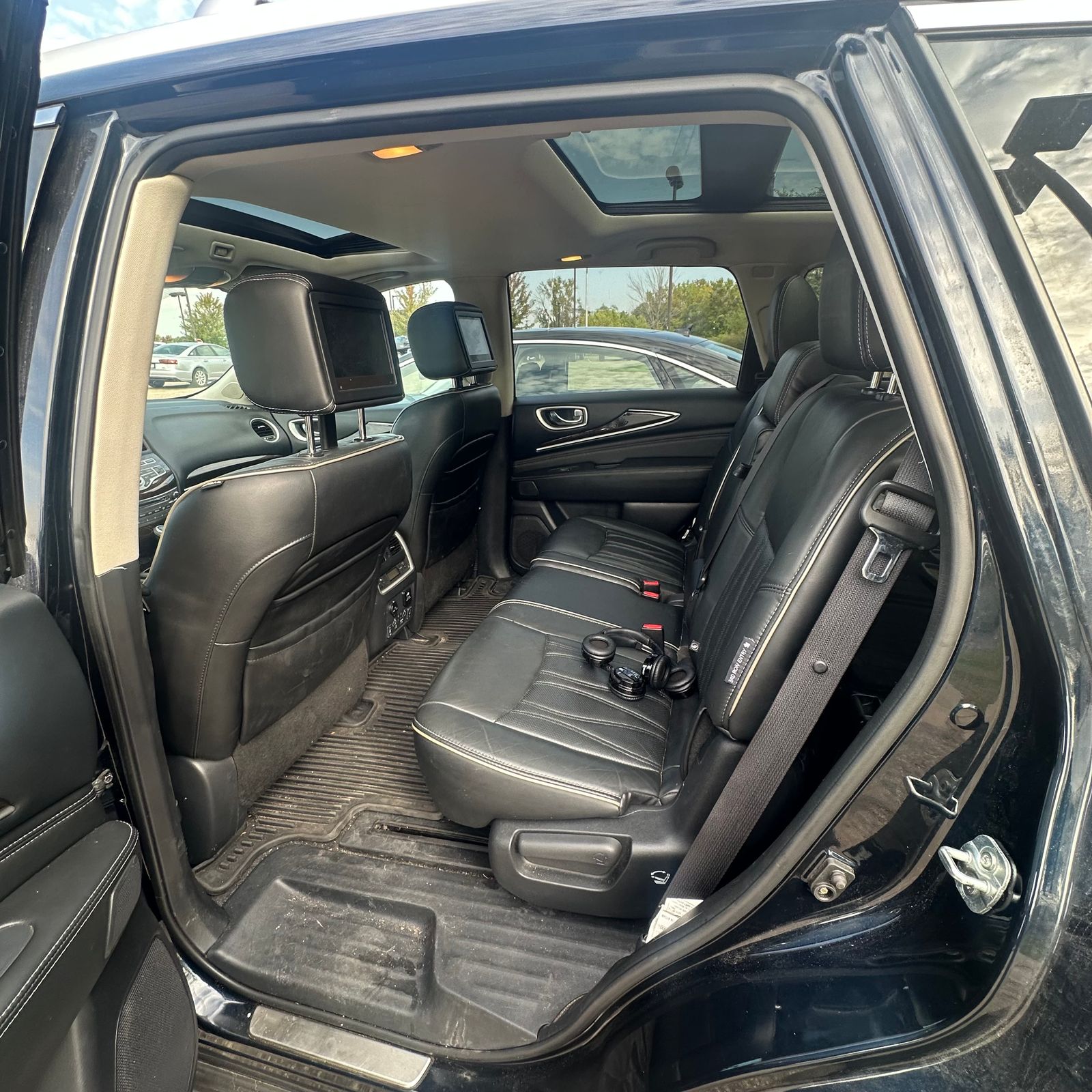 Thumbnail: 2019 INFINITI QX60 - 6