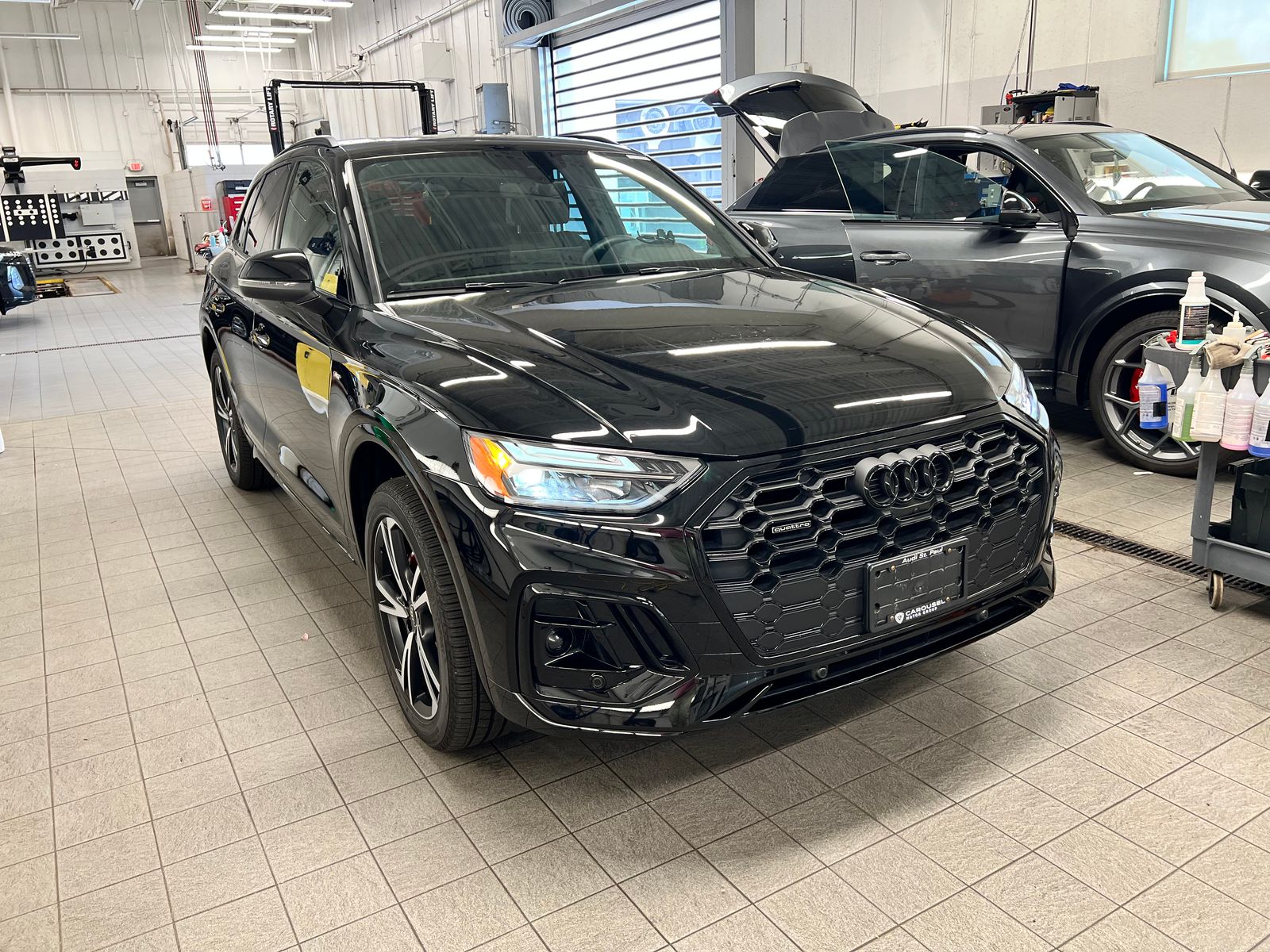 Thumbnail: 2025 Audi Q5 - 1