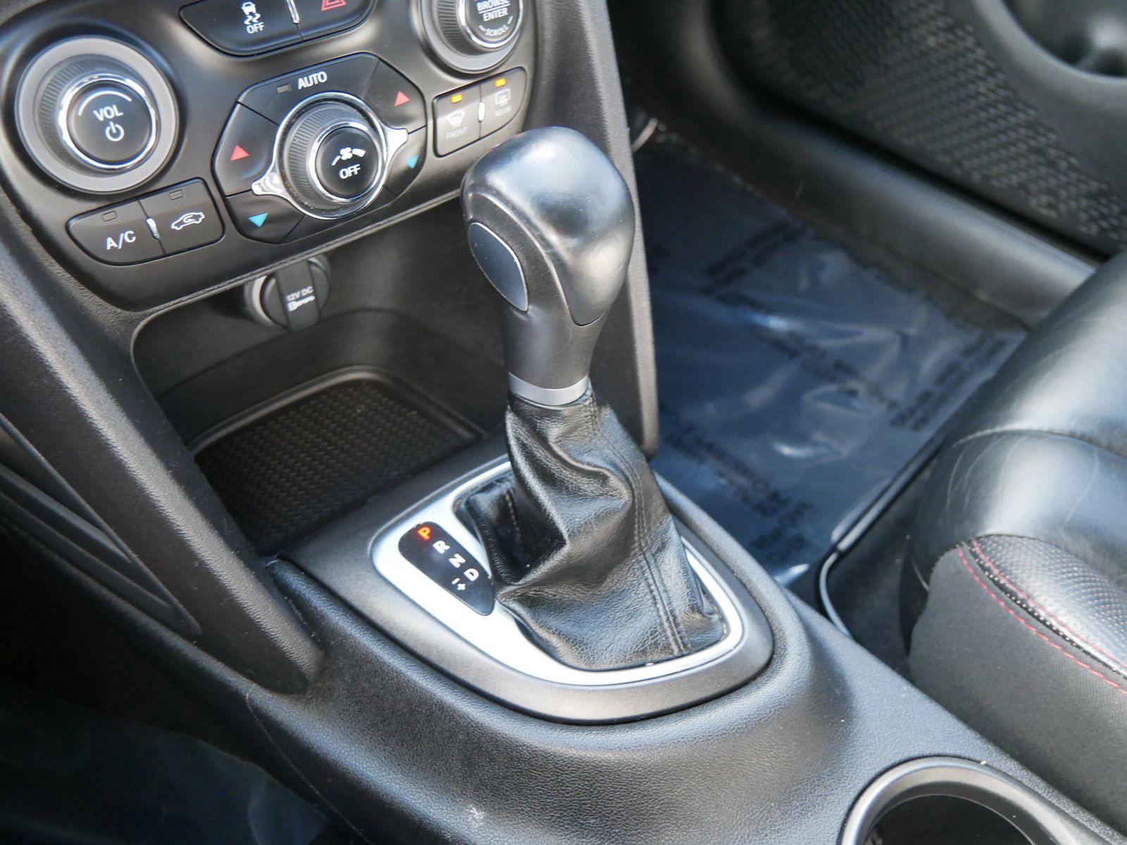 Thumbnail: 2014 Dodge Dart - 16