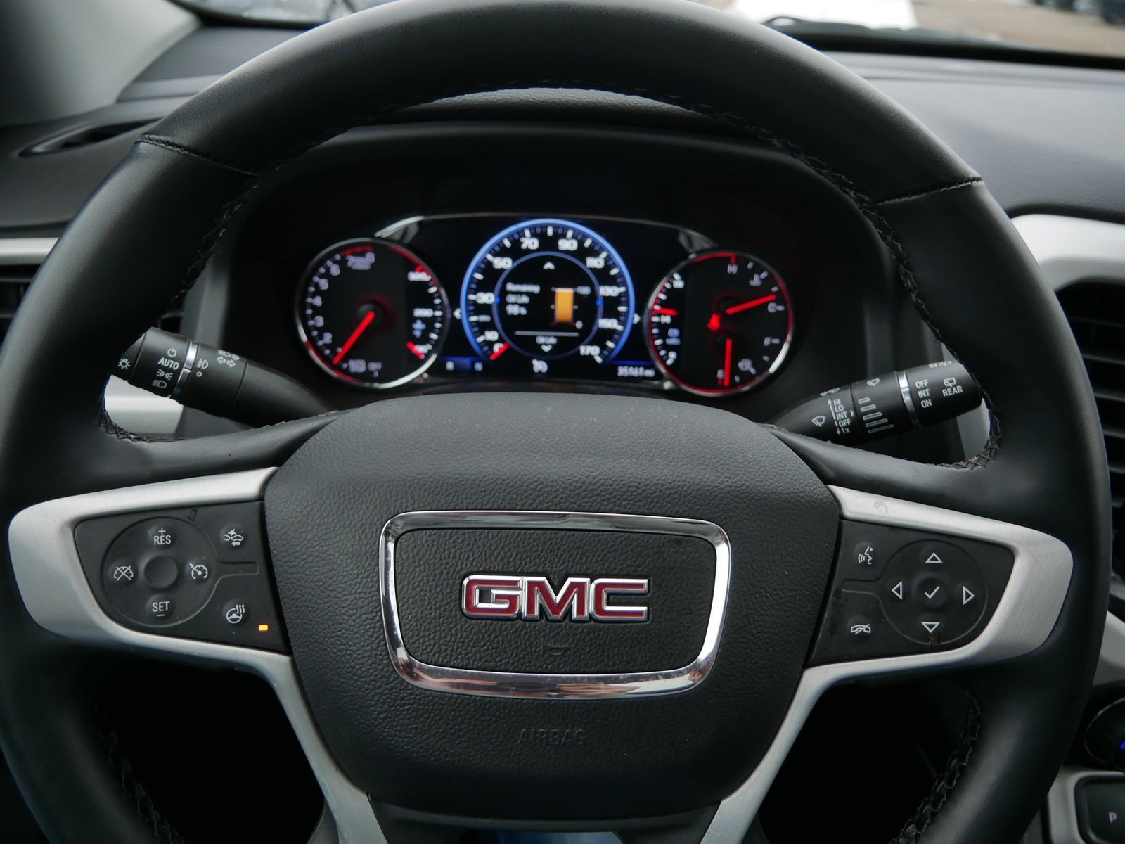 Thumbnail: 2023 GMC Acadia - 18