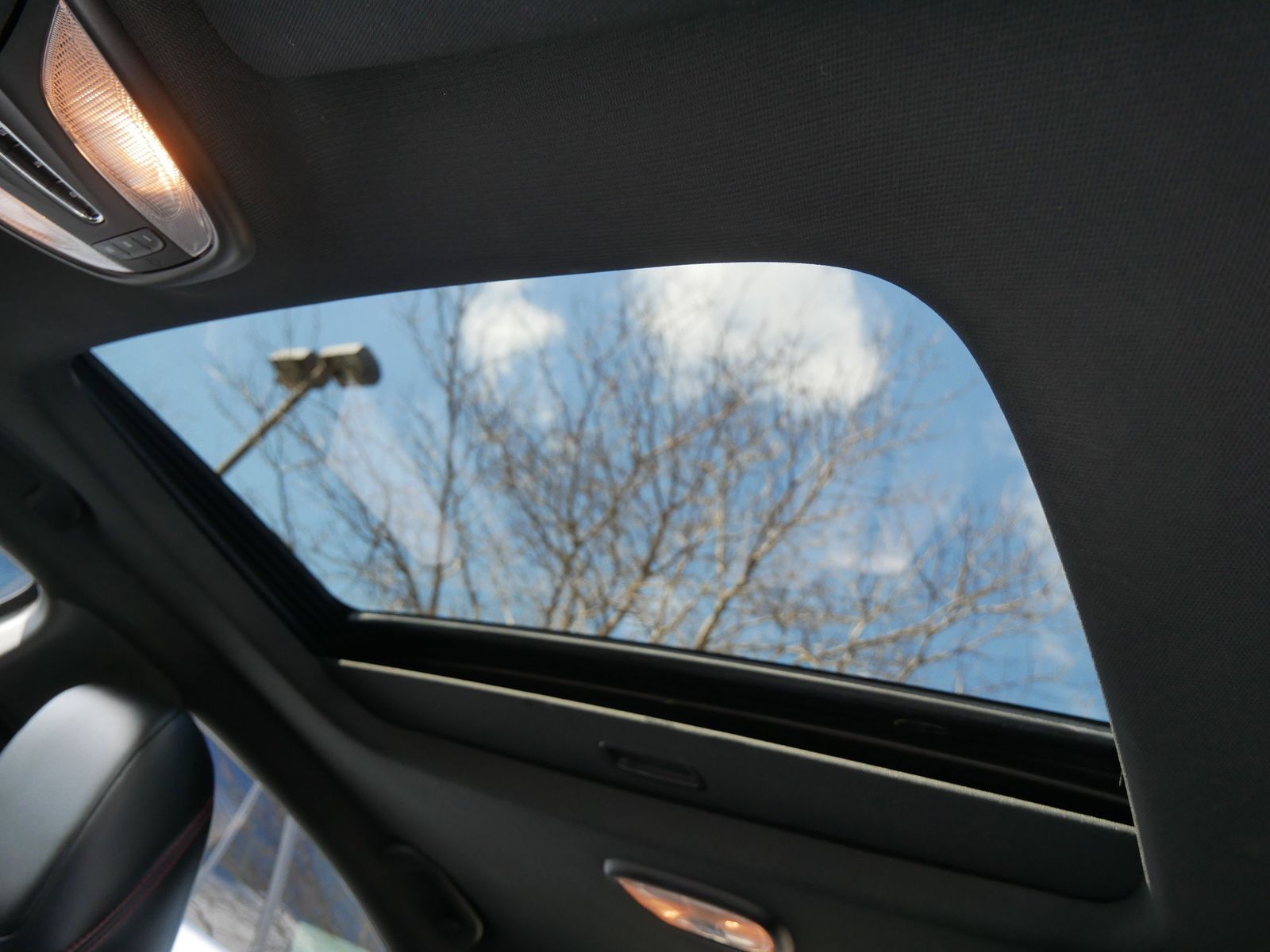 Thumbnail: 2014 Dodge Dart - 27