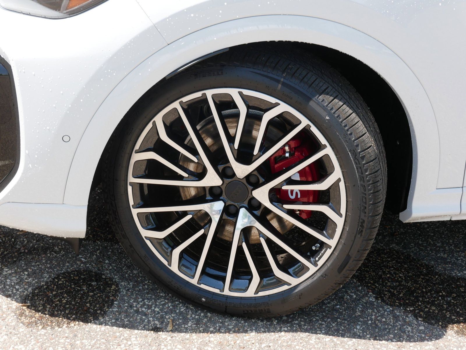 Thumbnail: 2026 Audi SQ5 - 7