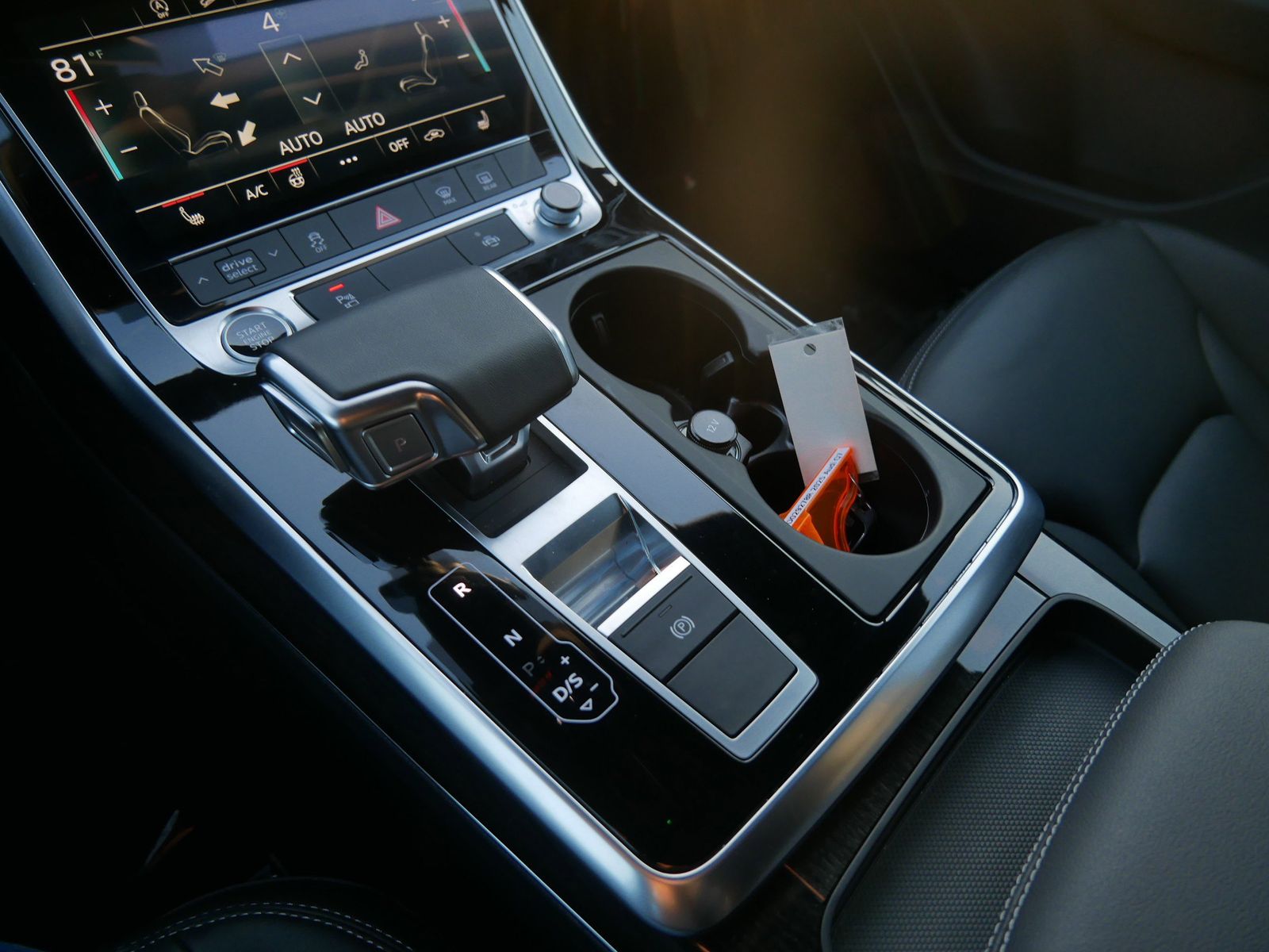 Thumbnail: 2025 Audi Q7 - 17