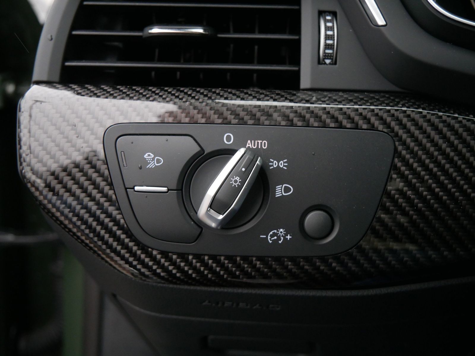 Thumbnail: 2025 Audi A5 - 32