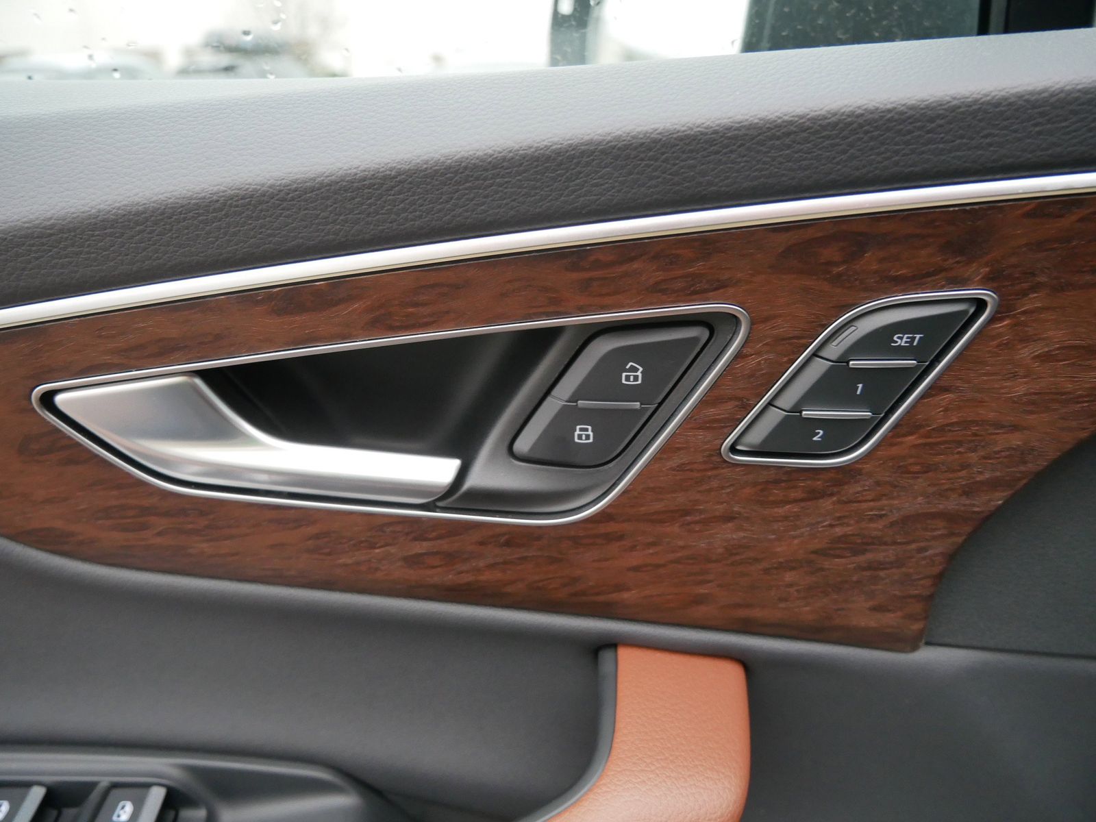 Thumbnail: 2025 Audi Q7 - 14