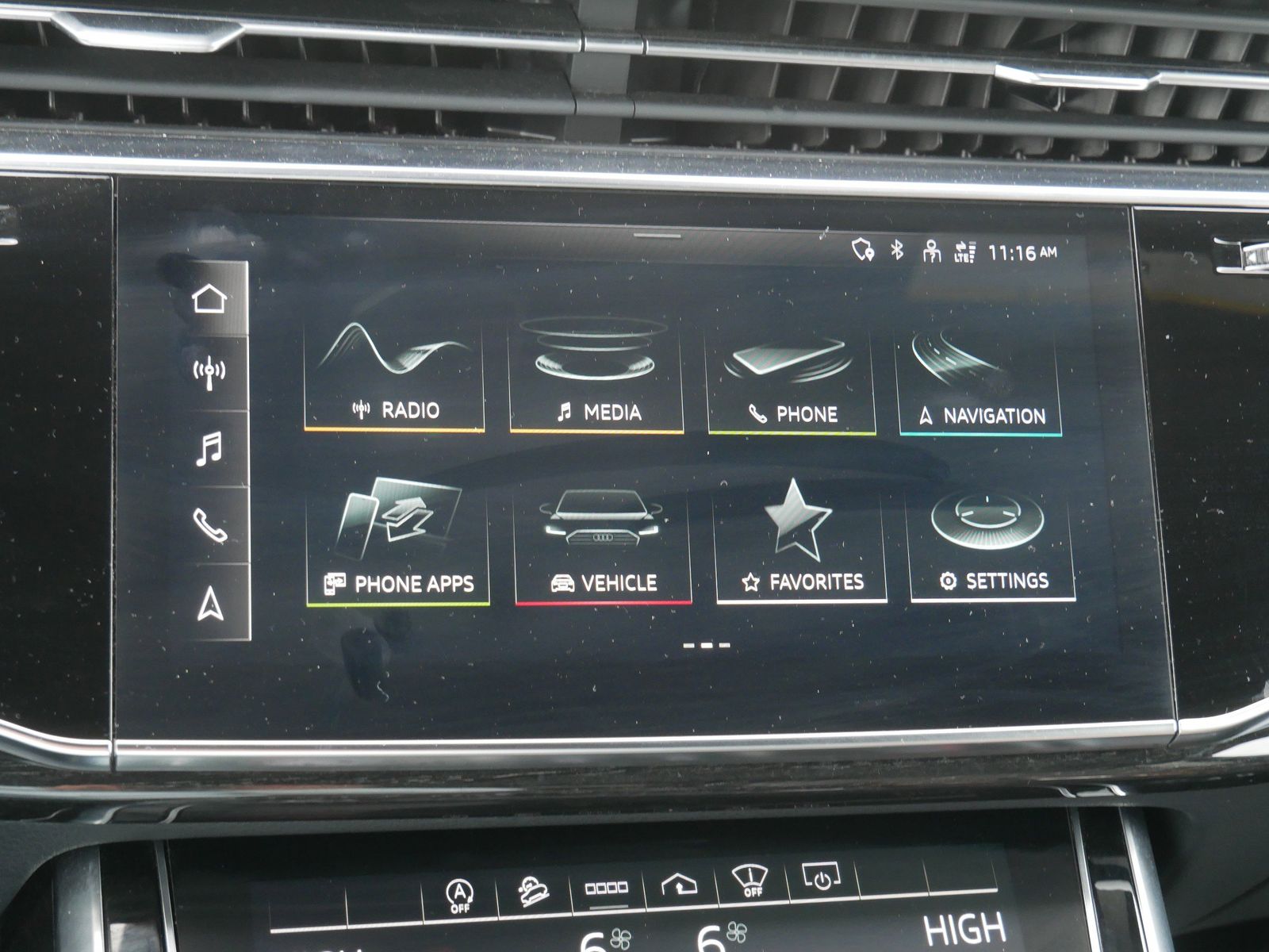 Thumbnail: 2021 Audi Q8 - 20