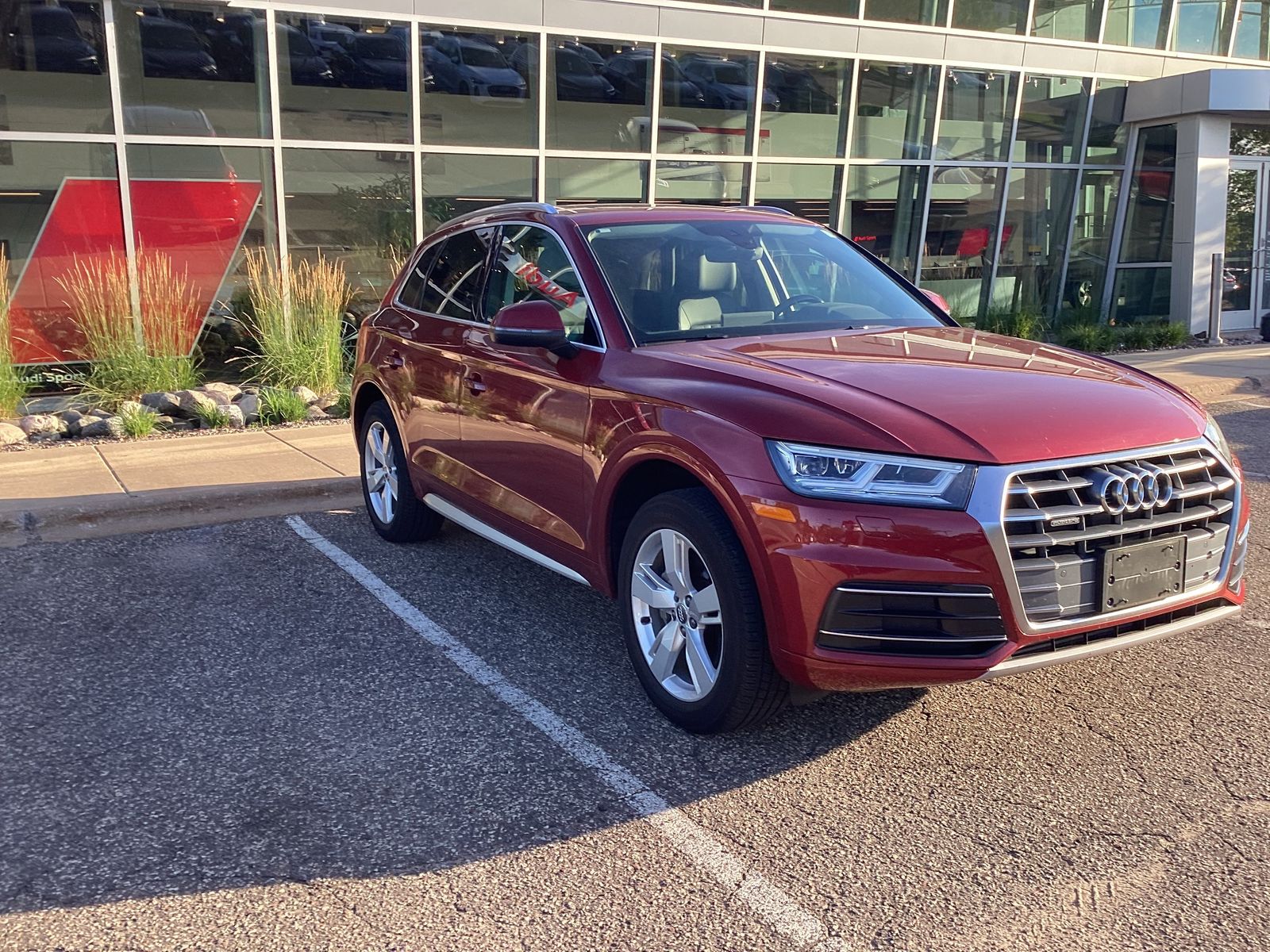 Thumbnail: 2019 Audi Q5 - 1