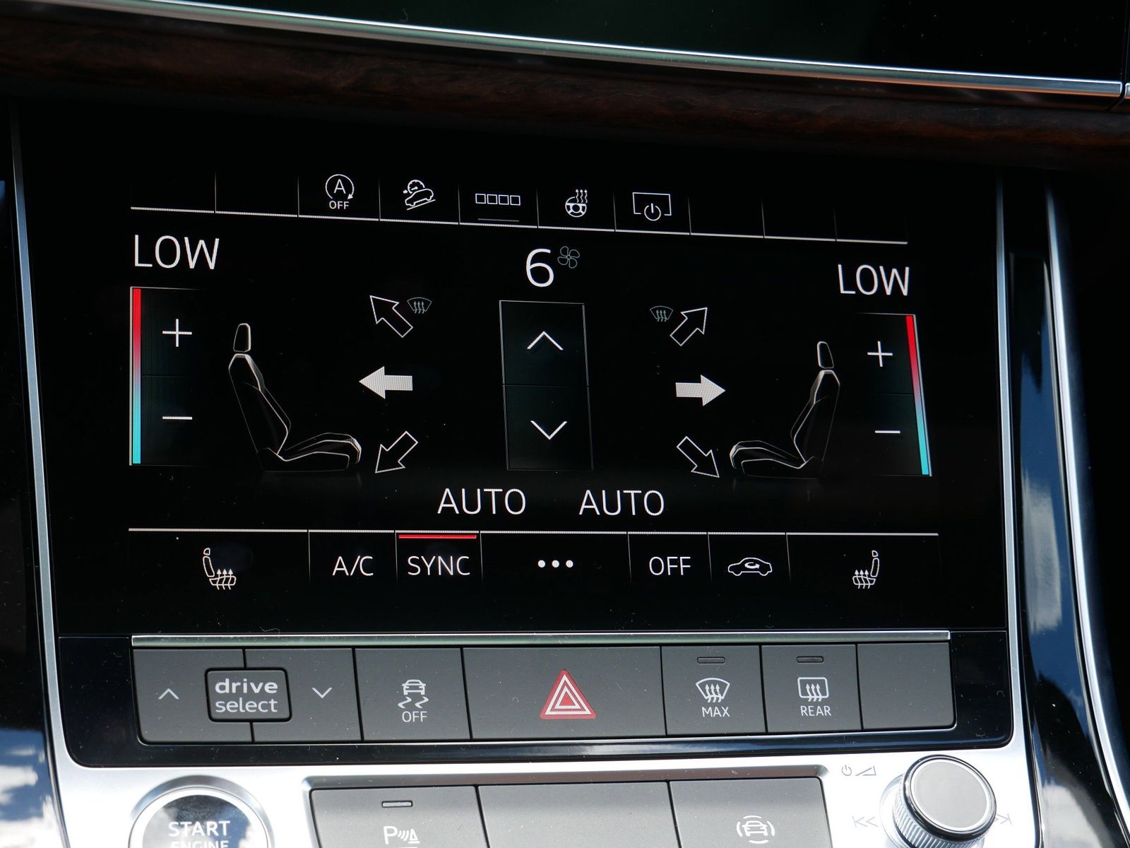Thumbnail: 2026 Audi Q7 - 21