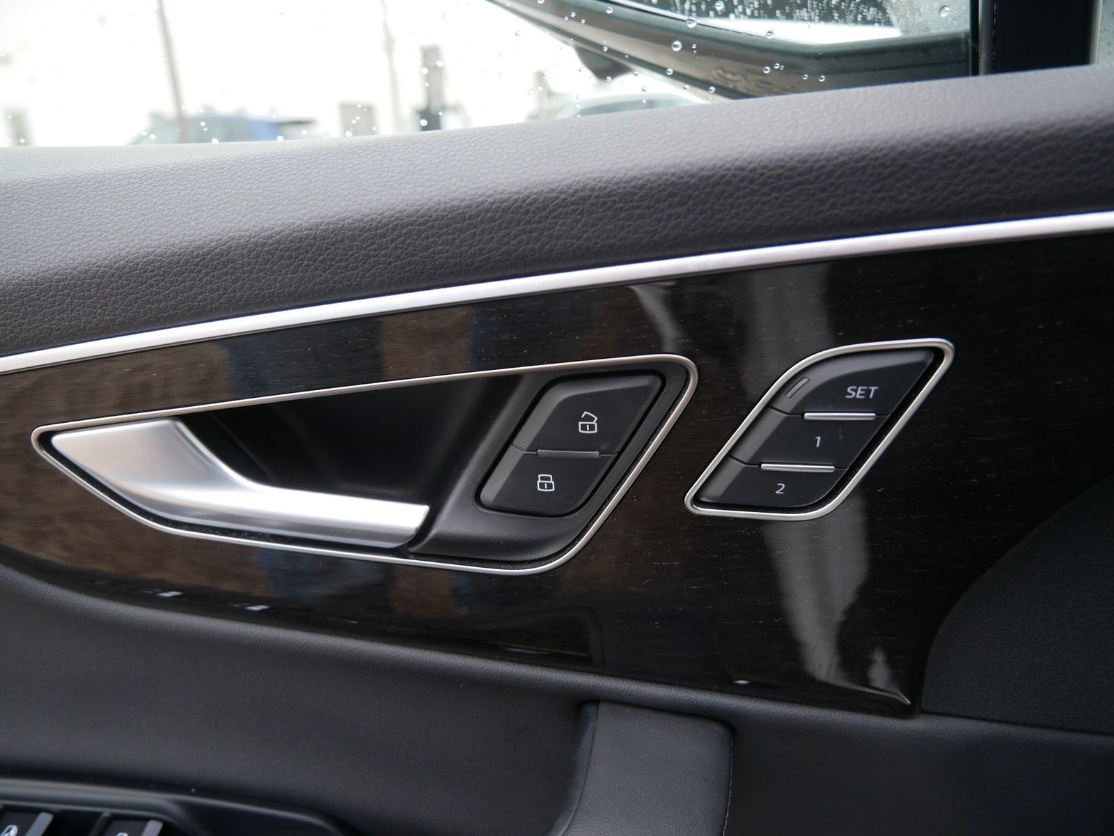 Thumbnail: 2023 Audi Q7 - 15