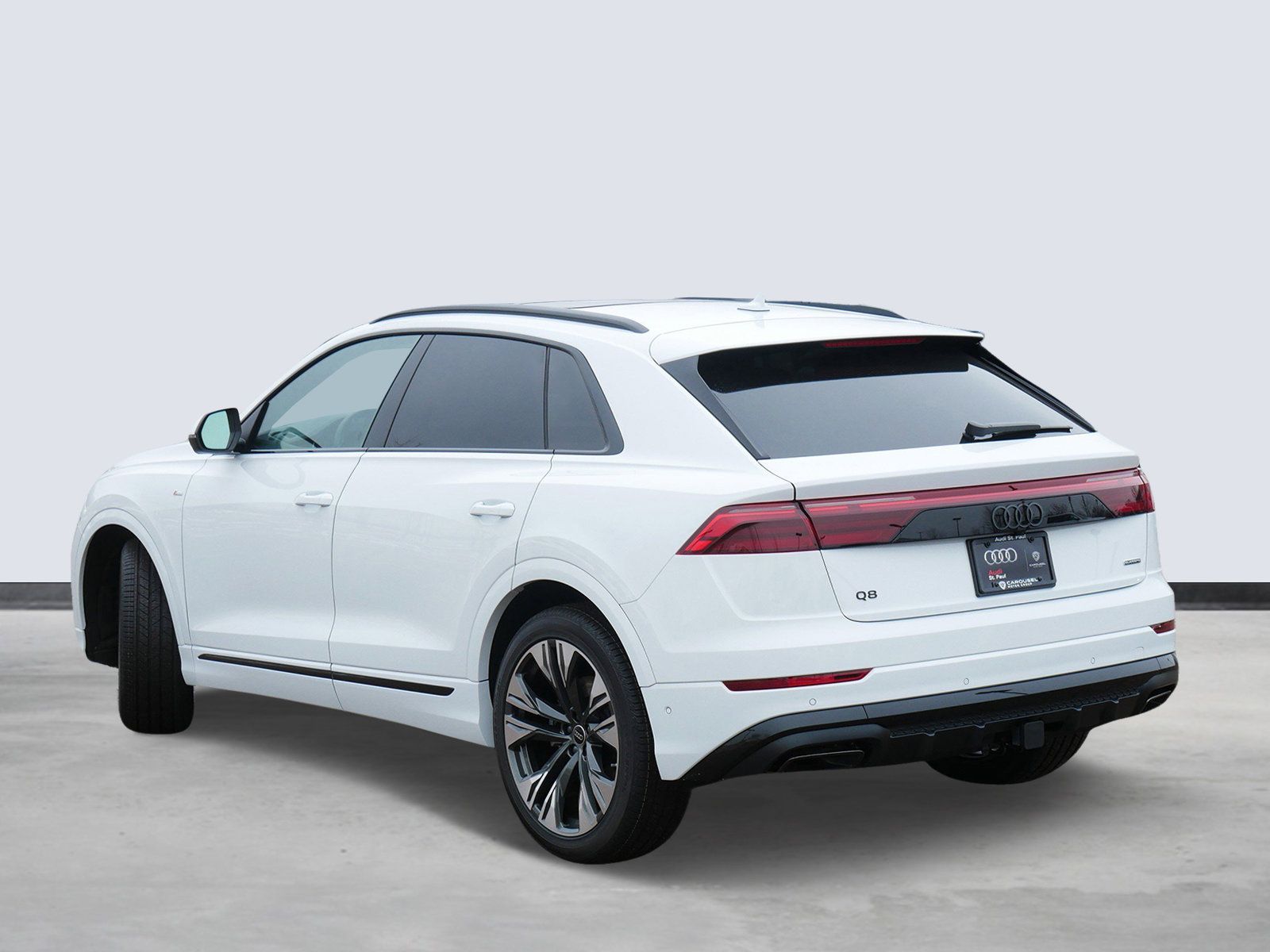 Thumbnail: 2026 Audi Q8 - 3