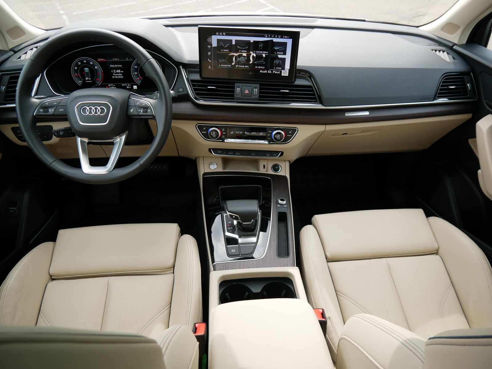 Thumbnail: 2025 Audi Q5 - 13