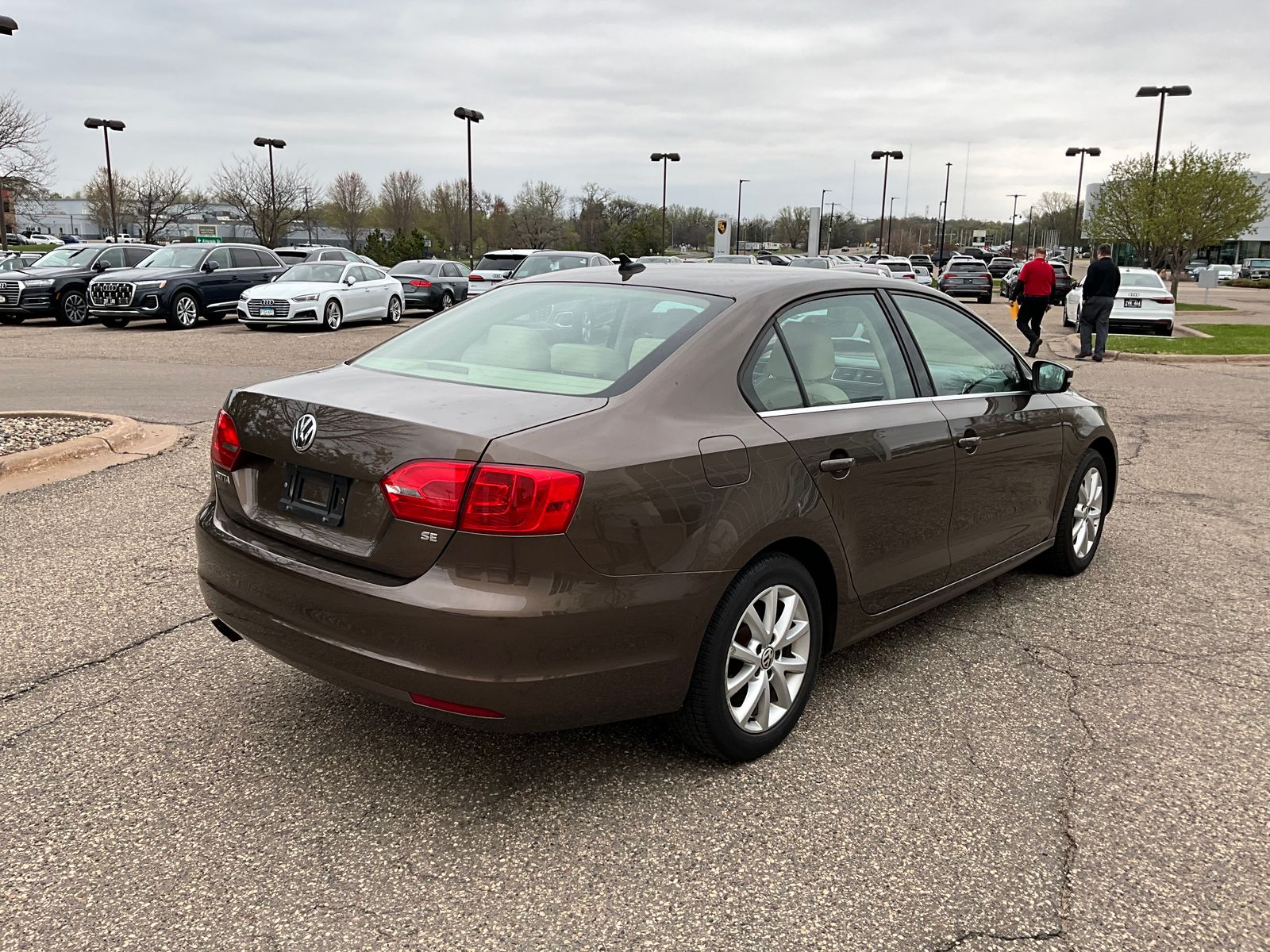 Thumbnail: 2014 Volkswagen Jetta - 10