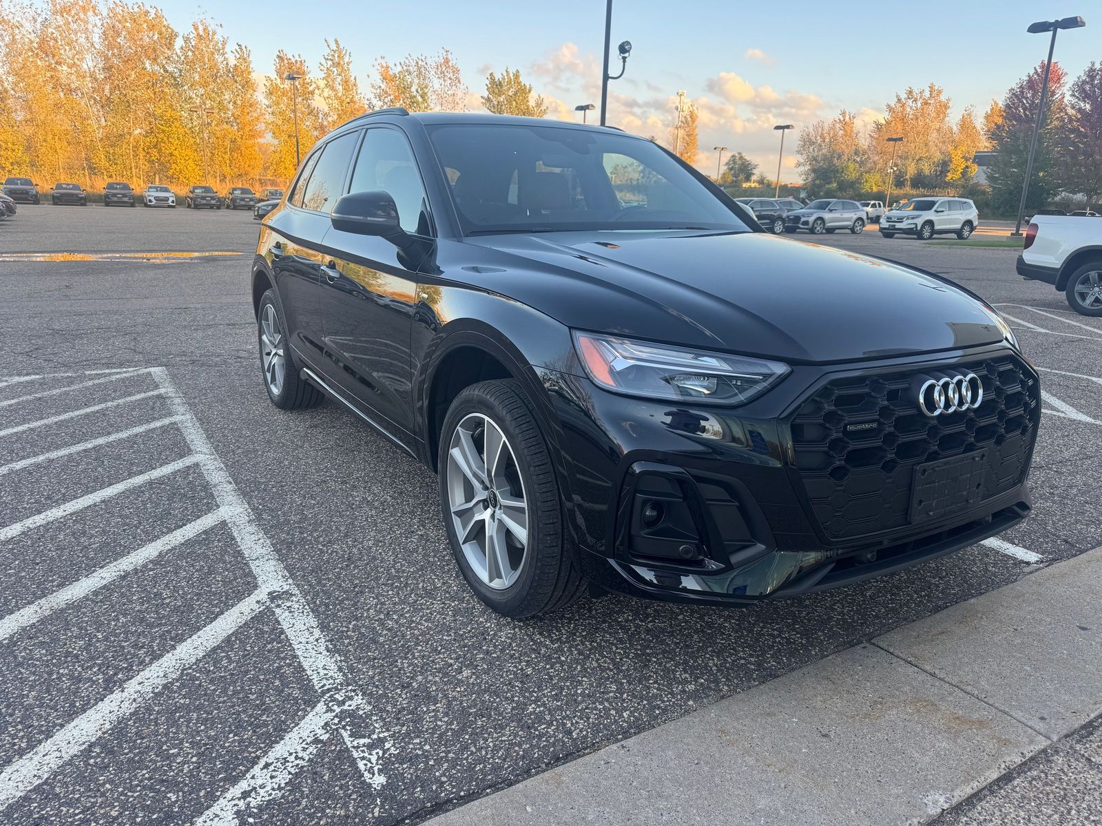 Thumbnail: 2025 Audi Q5 - 1