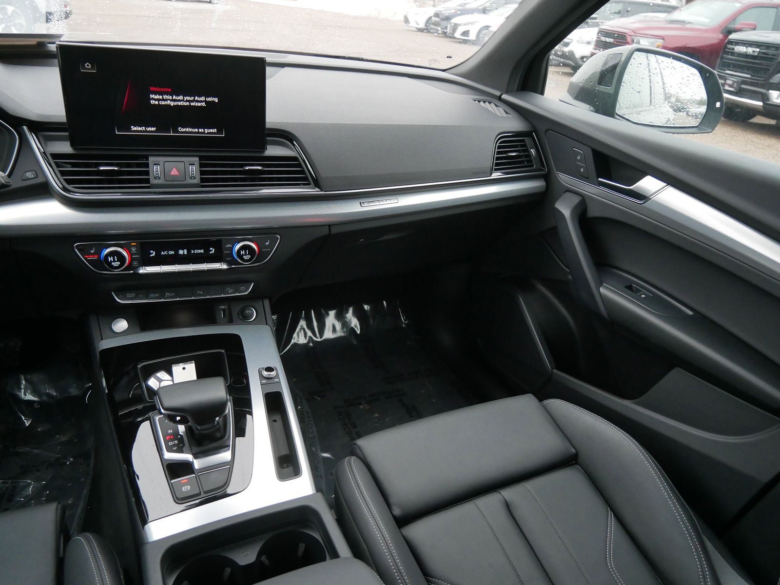 Thumbnail: 2025 Audi Q5 - 13