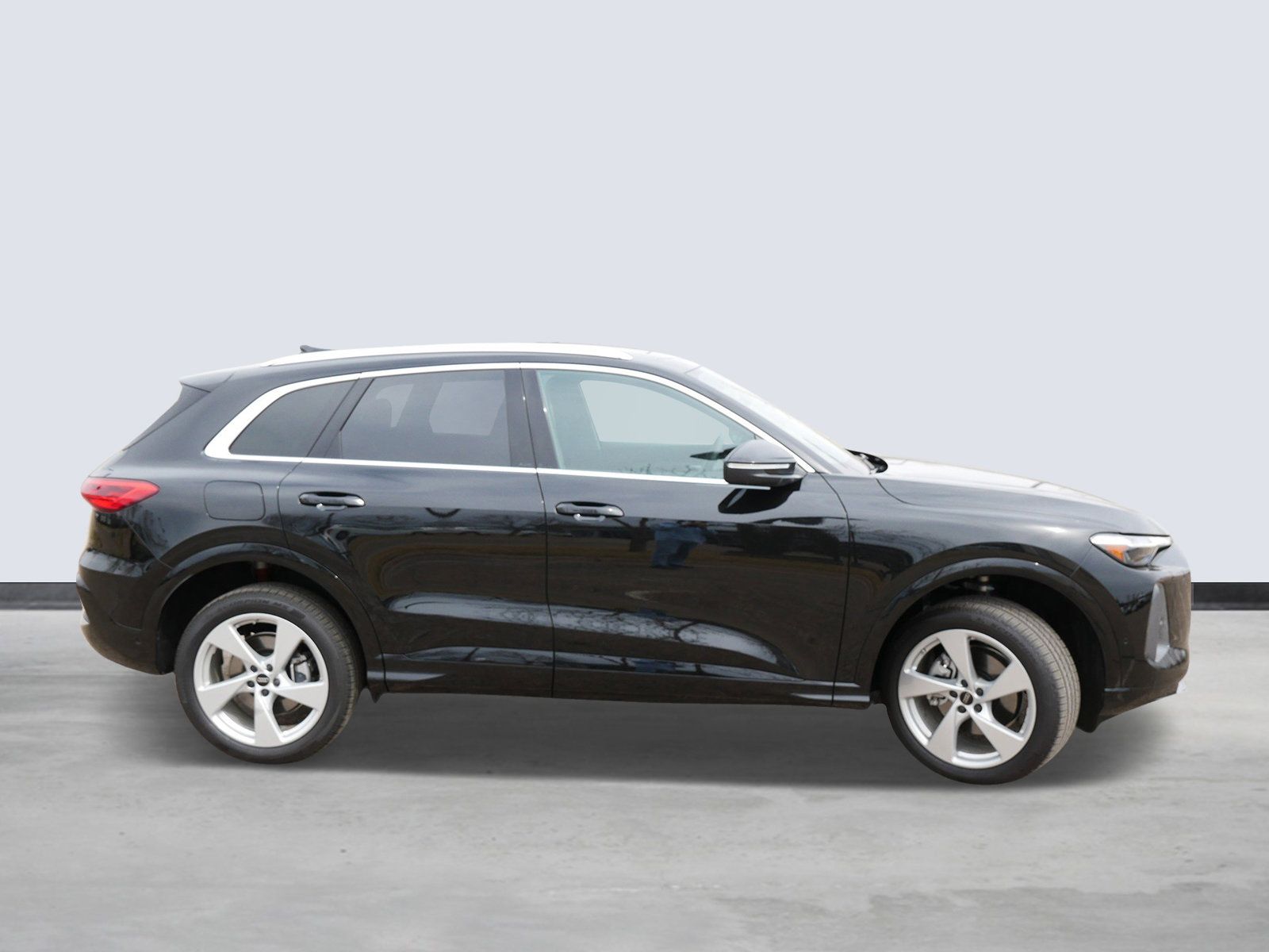 Thumbnail: 2025 Audi Q5 - 5
