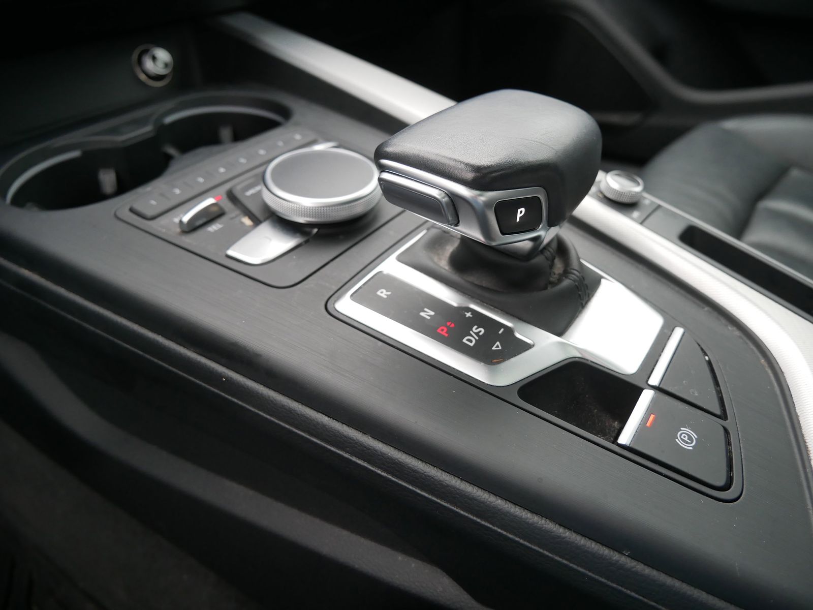 Thumbnail: 2017 Audi A4 - 6