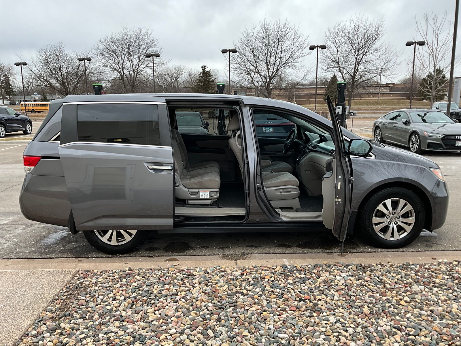 Thumbnail: 2015 Honda Odyssey - 3