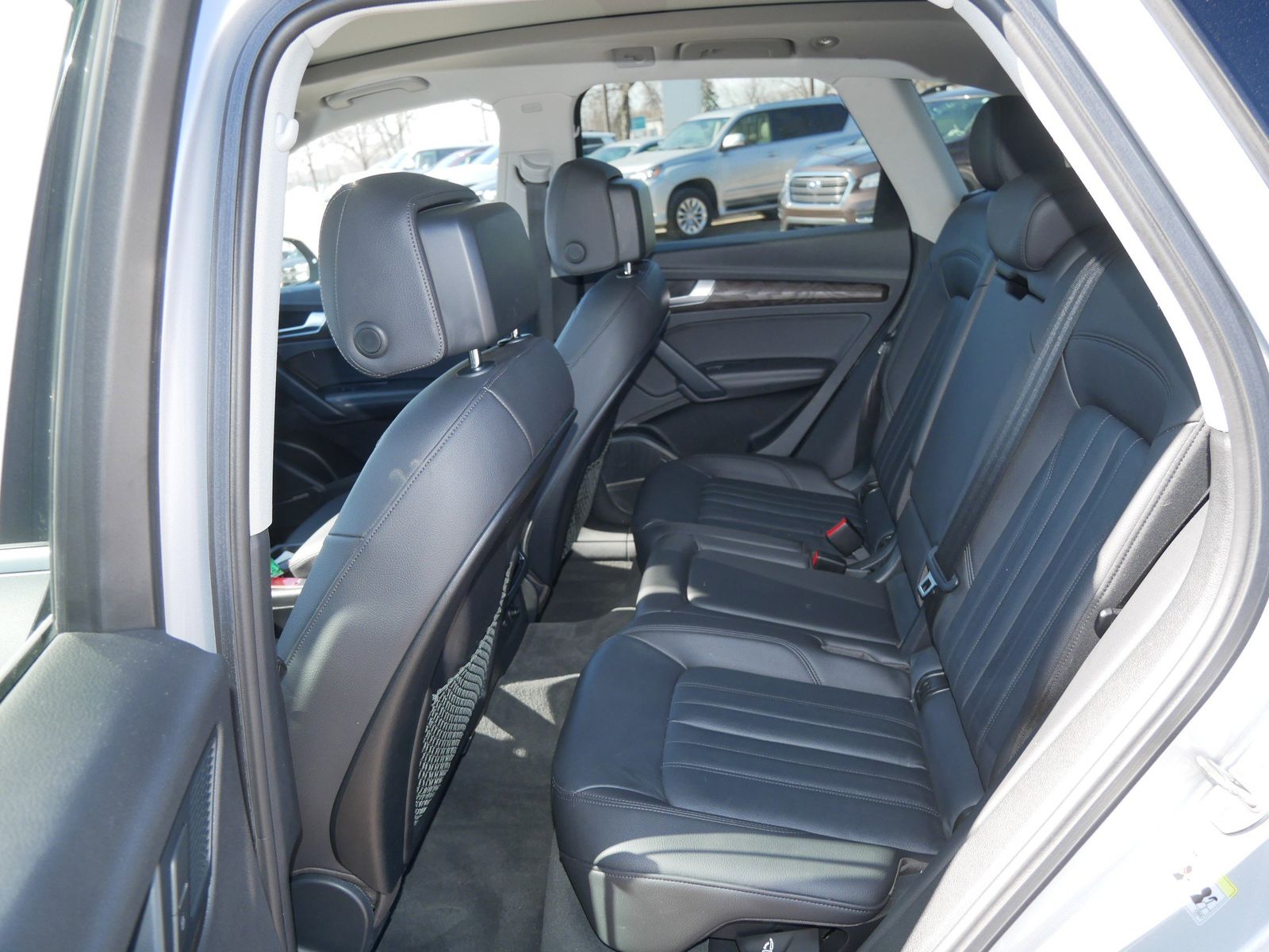 Thumbnail: 2020 Audi Q5 - 10